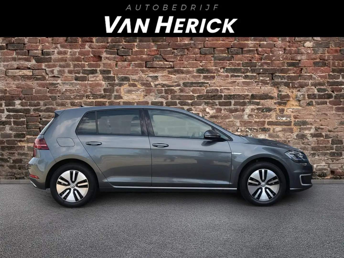 Volkswagen e-Golf | Adaptieve Cruise | Apple Carplay | Nette staat Grijs - 2