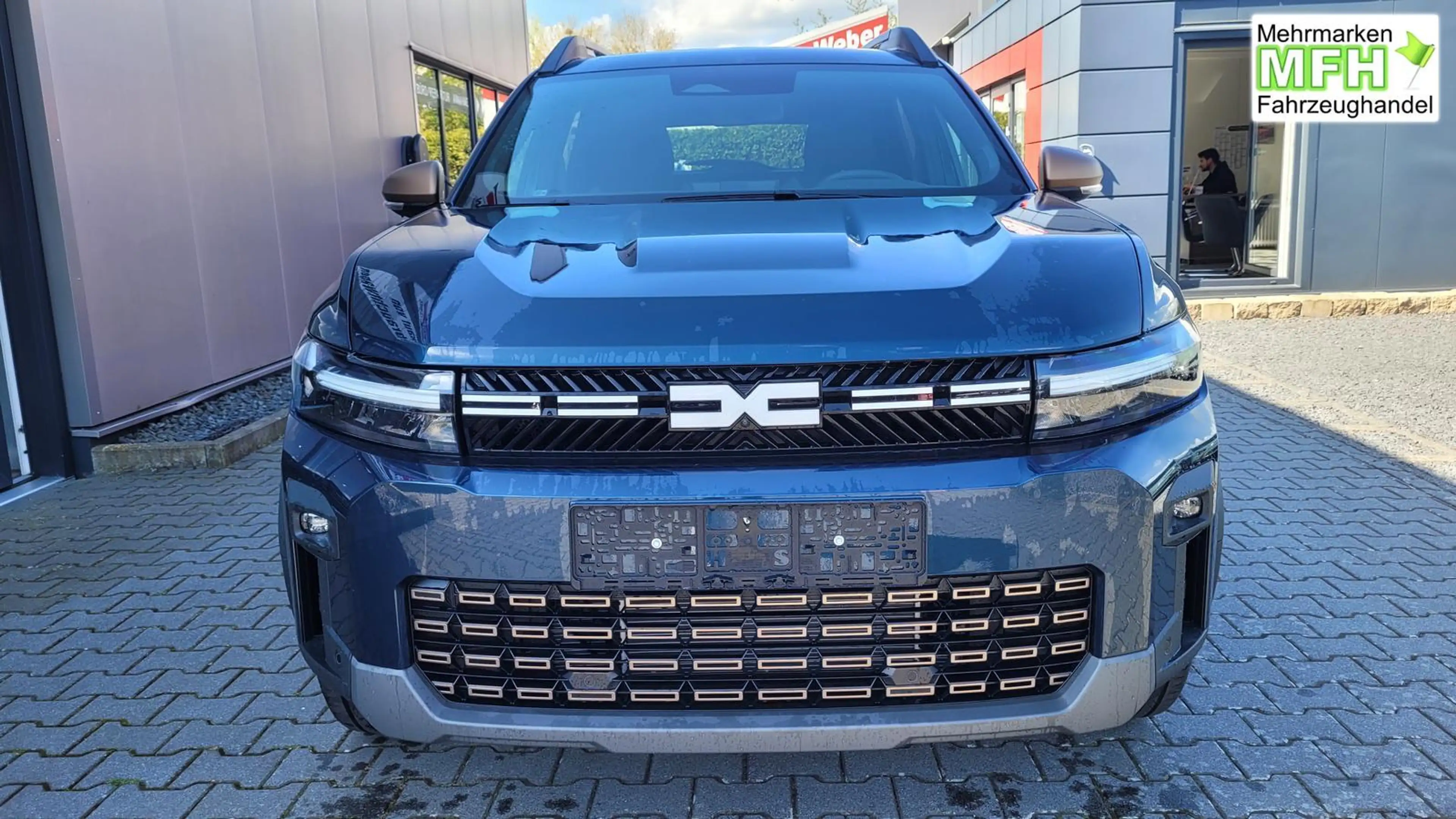 Dacia Bigster Extreme Hybrid 155*LED*NAVI*SHZ*360*PANO 115 kW... — photo 2