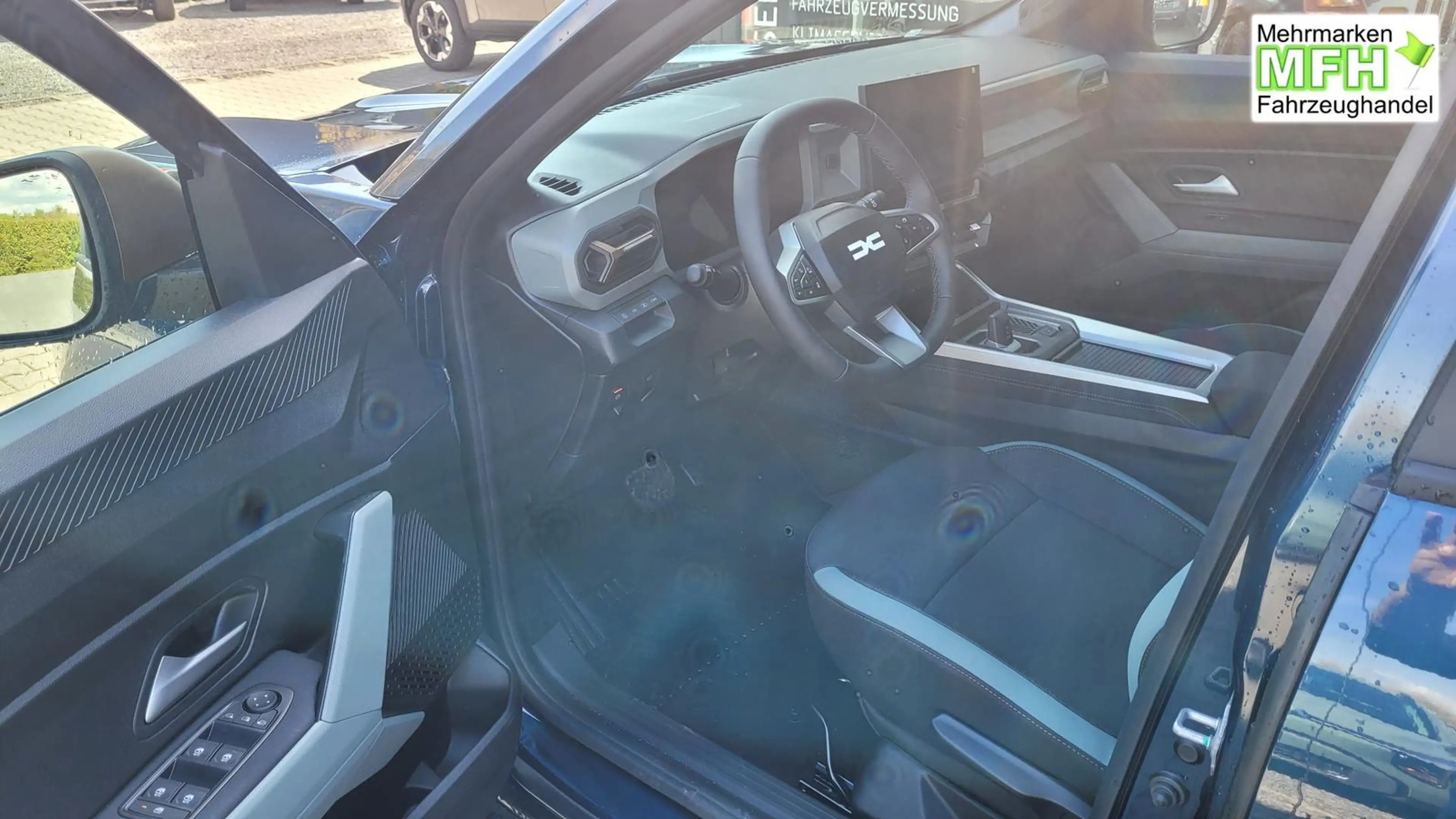 Dacia Bigster Extreme Hybrid 155*LED*NAVI*SHZ*360*PANO 115 kW... — photo 7