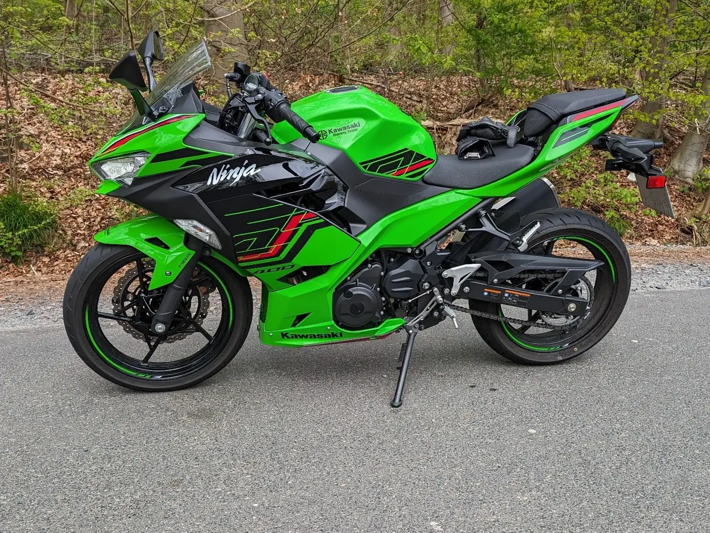 Kawasaki Ninja 400 Grün - 2