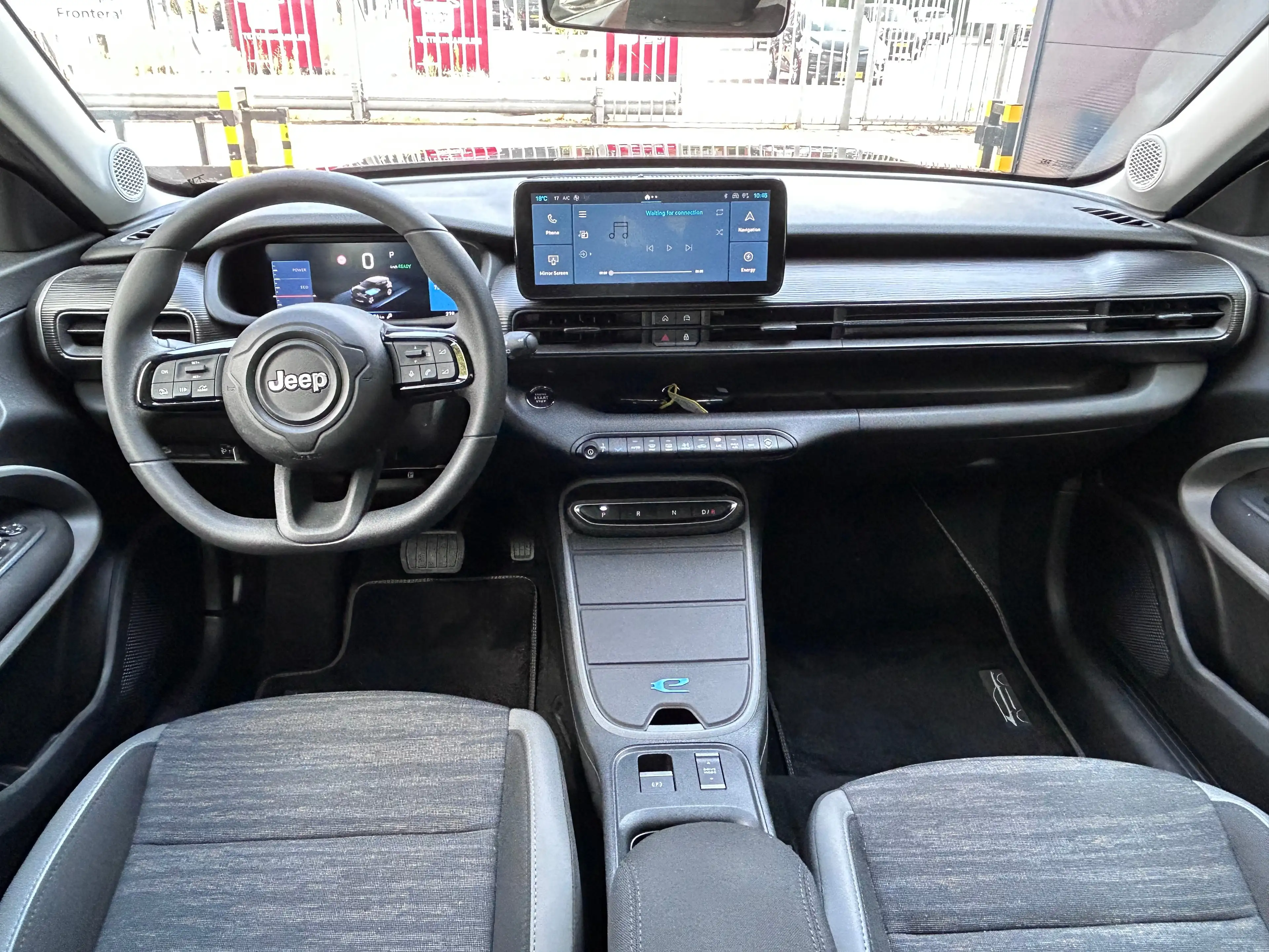 Jeep Avenger Longitude 54 kWh Stoelverwarming | Parkeersensoren — photo 3