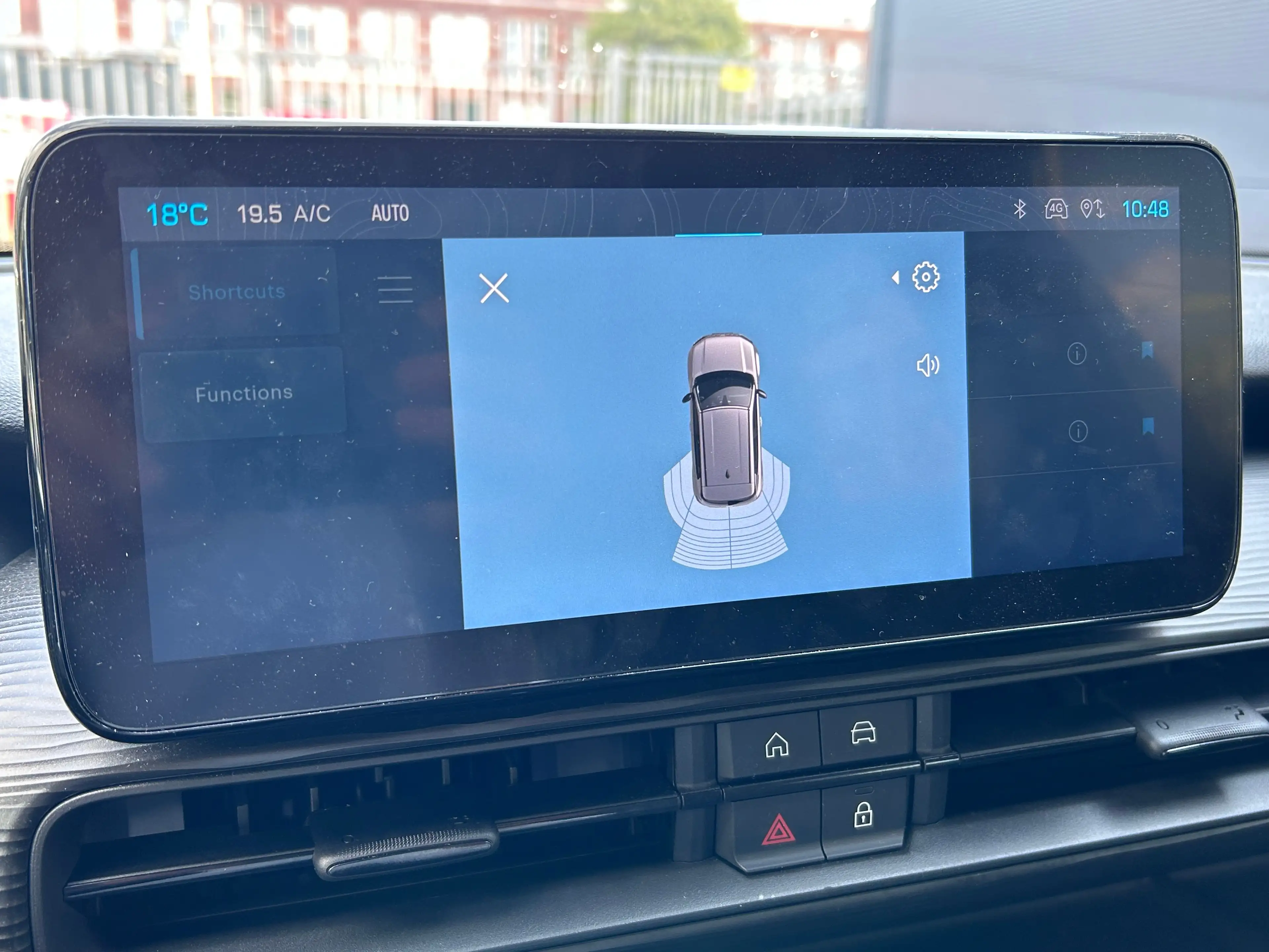 Jeep Avenger Longitude 54 kWh Stoelverwarming | Parkeersensoren — photo 4