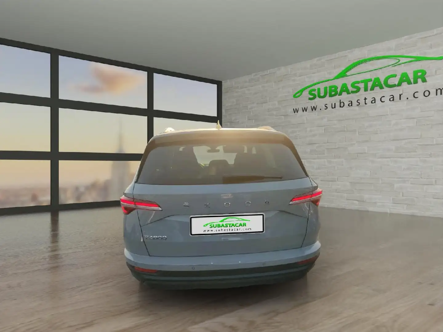 Skoda Karoq 2.0TDI Adblue Ambition 85kW Gris - 2