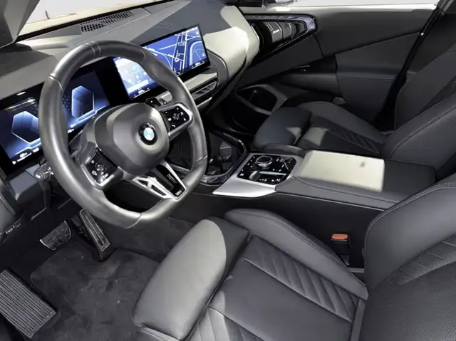BMW X3 view 13