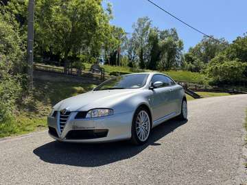 2.0i JTS Distinctive Selespeed