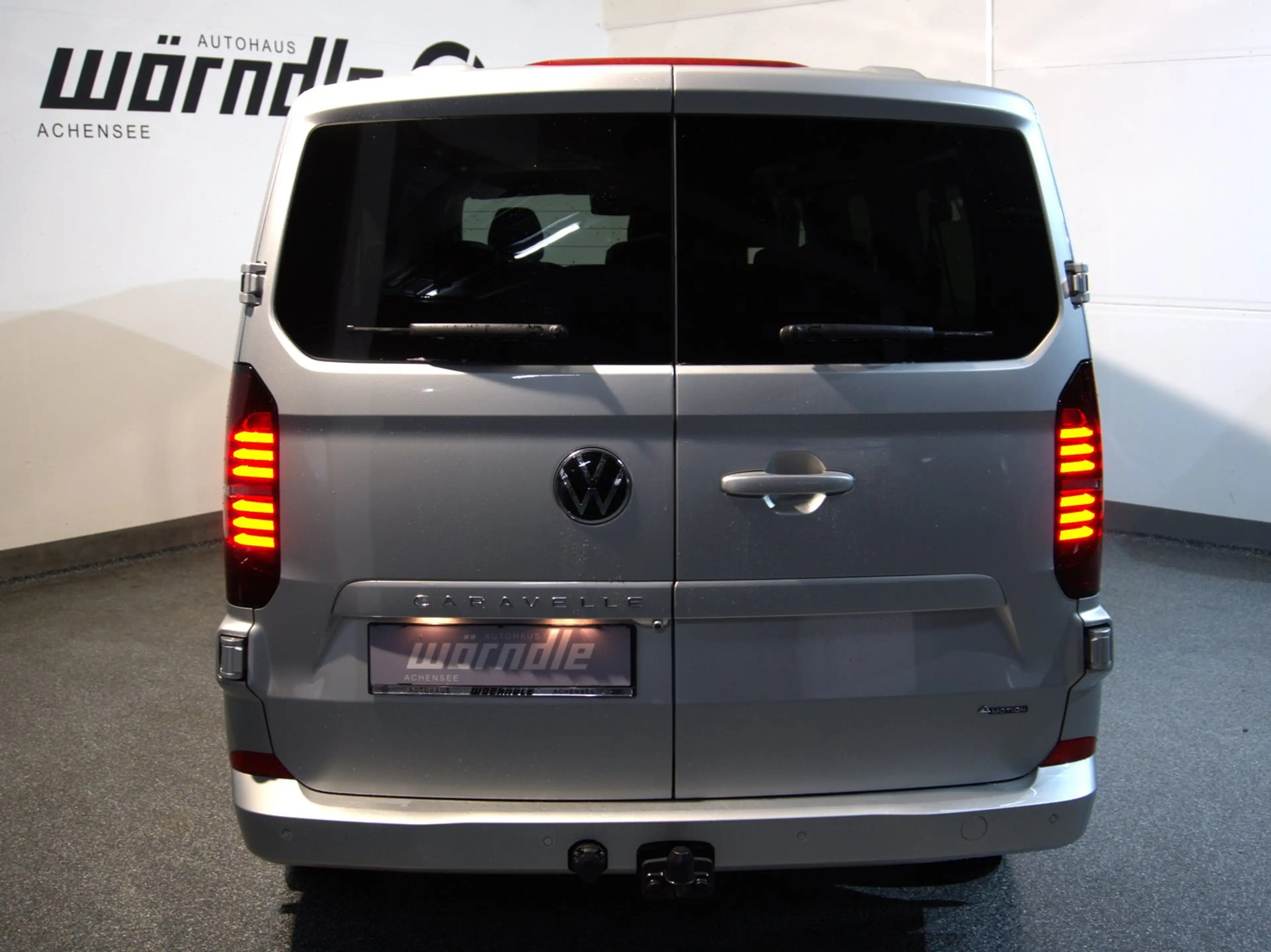 Volkswagen T7 Caravelle VW T7 Caravelle Life LR TDI 4MOTION — photo 15