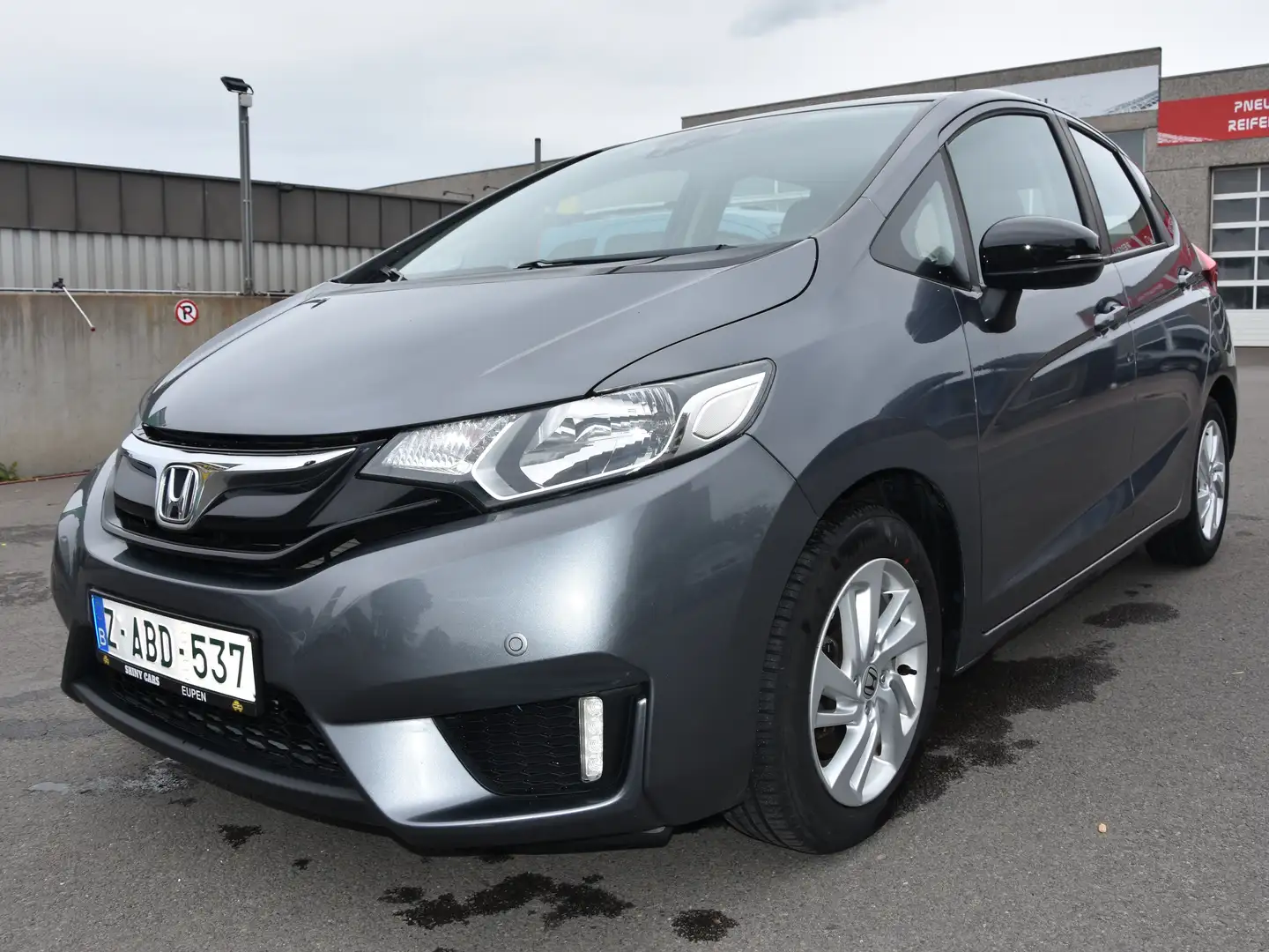 Honda Jazz 1.3i* 13000 KM* 1ER P* ECRAN TAC* CARNET HONDA !! Gris - 2