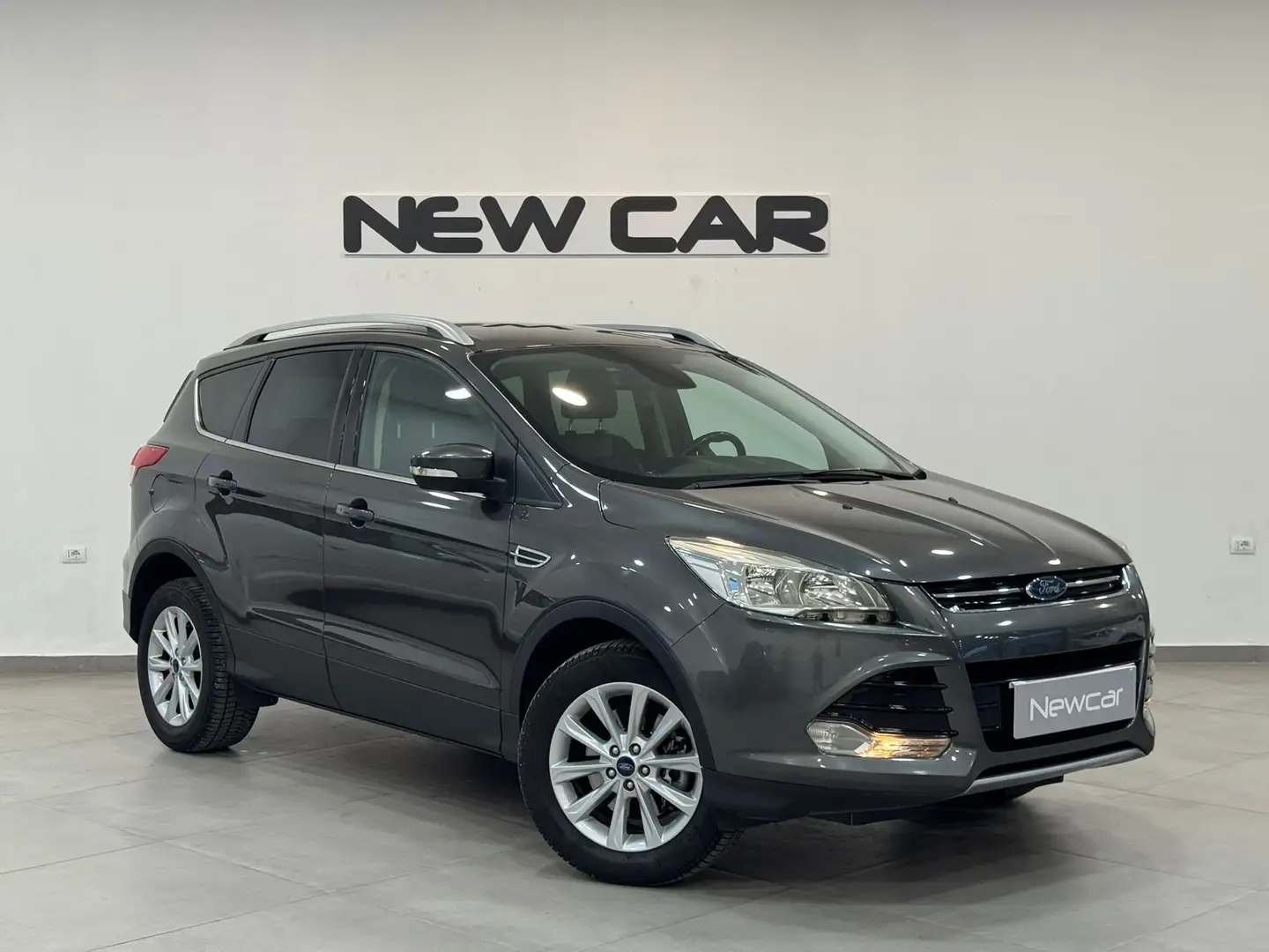 Ford Kuga 2.0 TDCi 120cv S&S 2WD Titanium Business Grau - 1