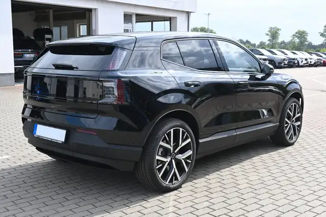 Volvo Ex30 view 5