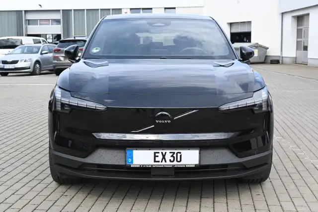 Volvo Ex30 view 8