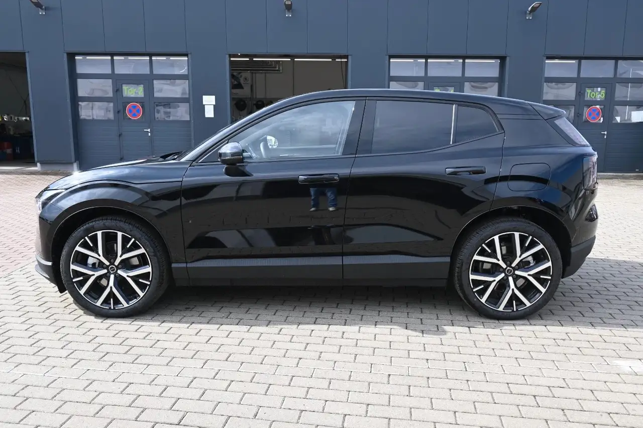 Volvo EX30 2026