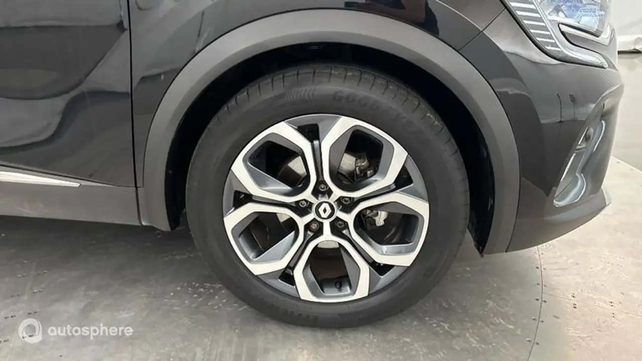 Renault Captur — photo 20