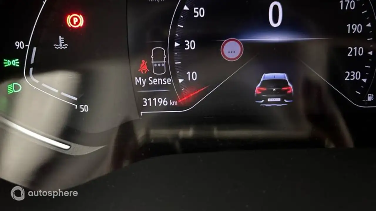 Renault Captur — photo 9