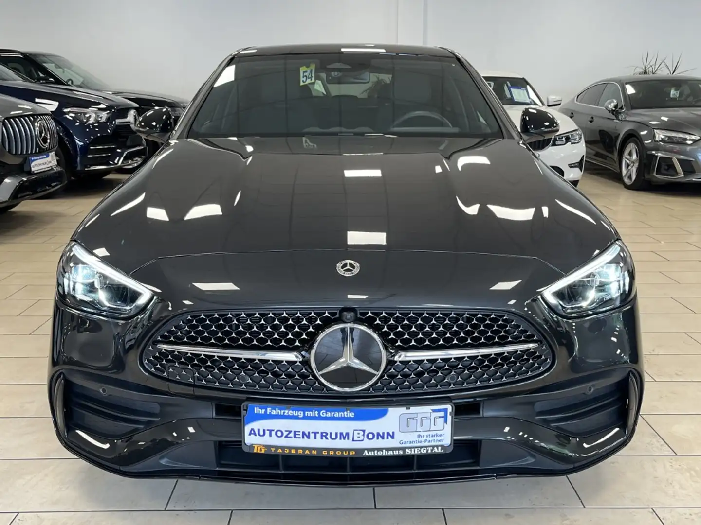 Mercedes-Benz C 180 AMG-Line Night*Pano*Leder*Ambiente*Nav*ACC Gris - 2