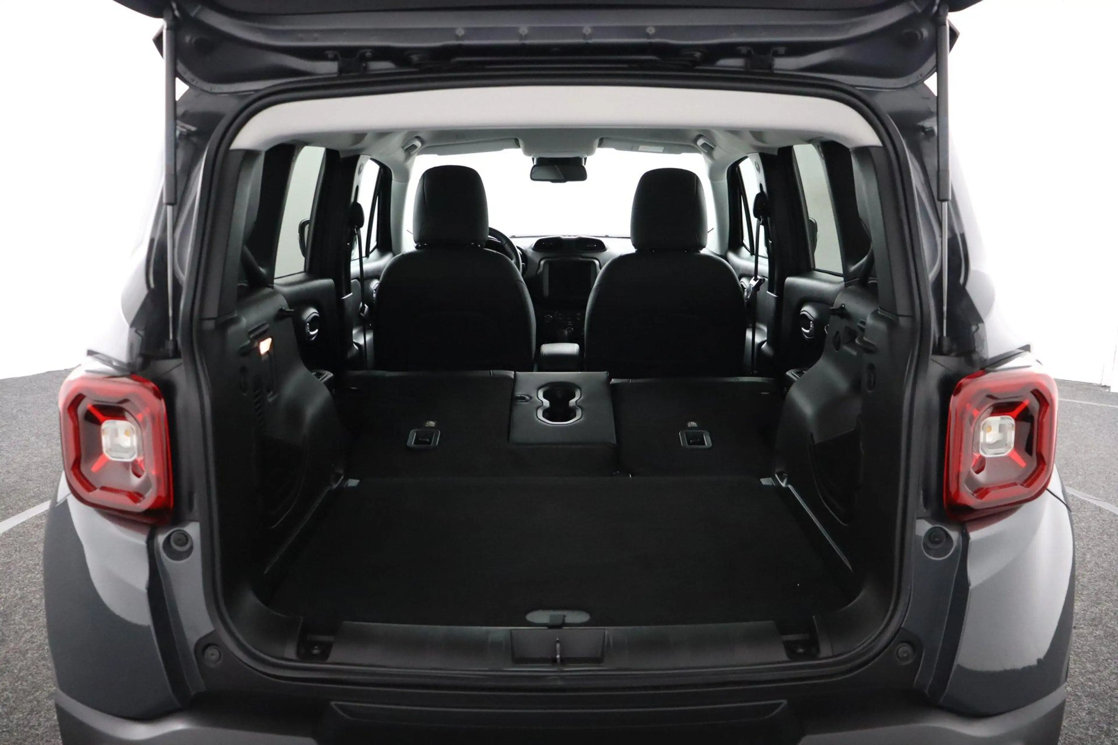 Jeep Renegade 1.5T e-Hybrid Longitude — photo 22