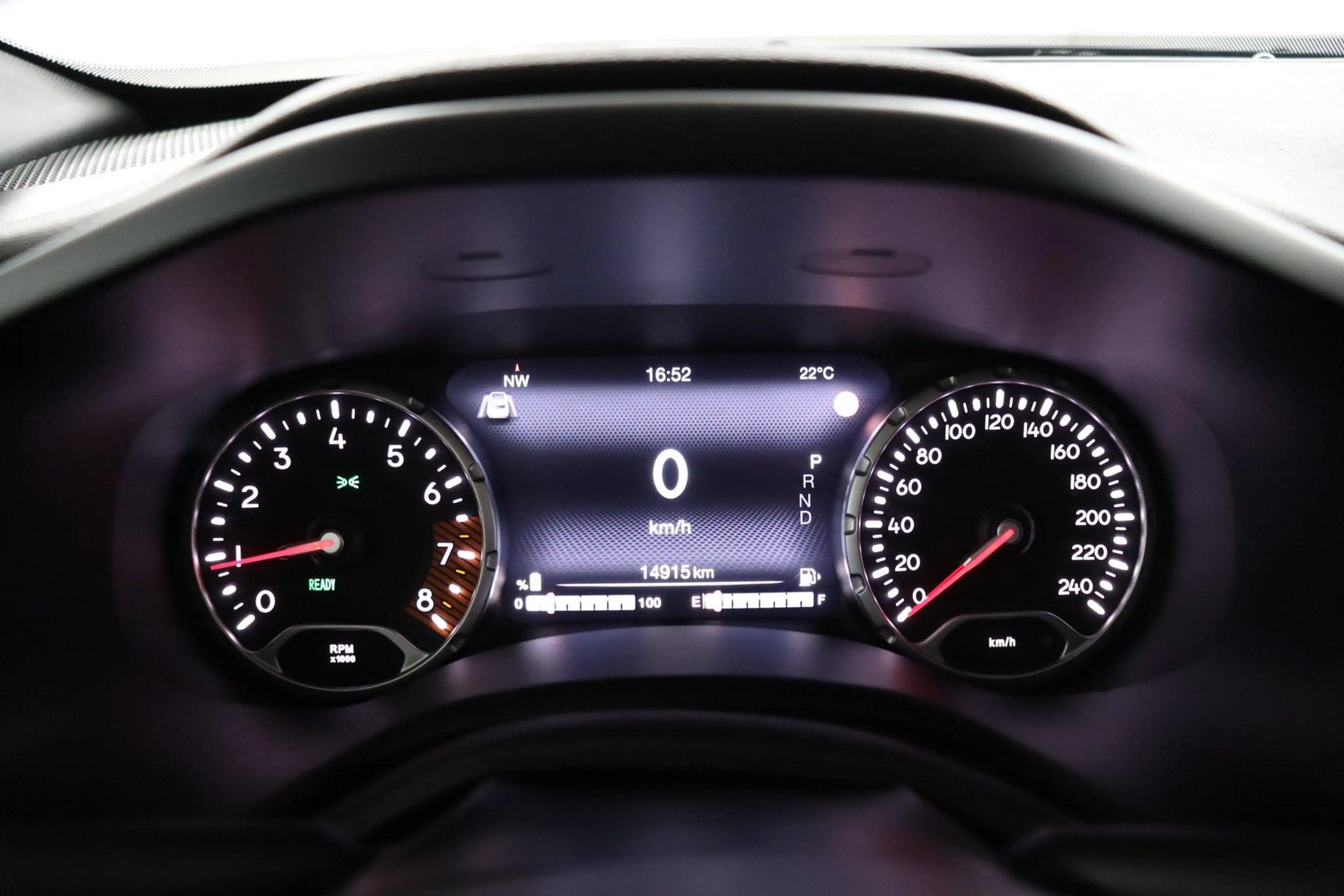 Jeep Renegade 1.5T e-Hybrid Longitude — photo 10