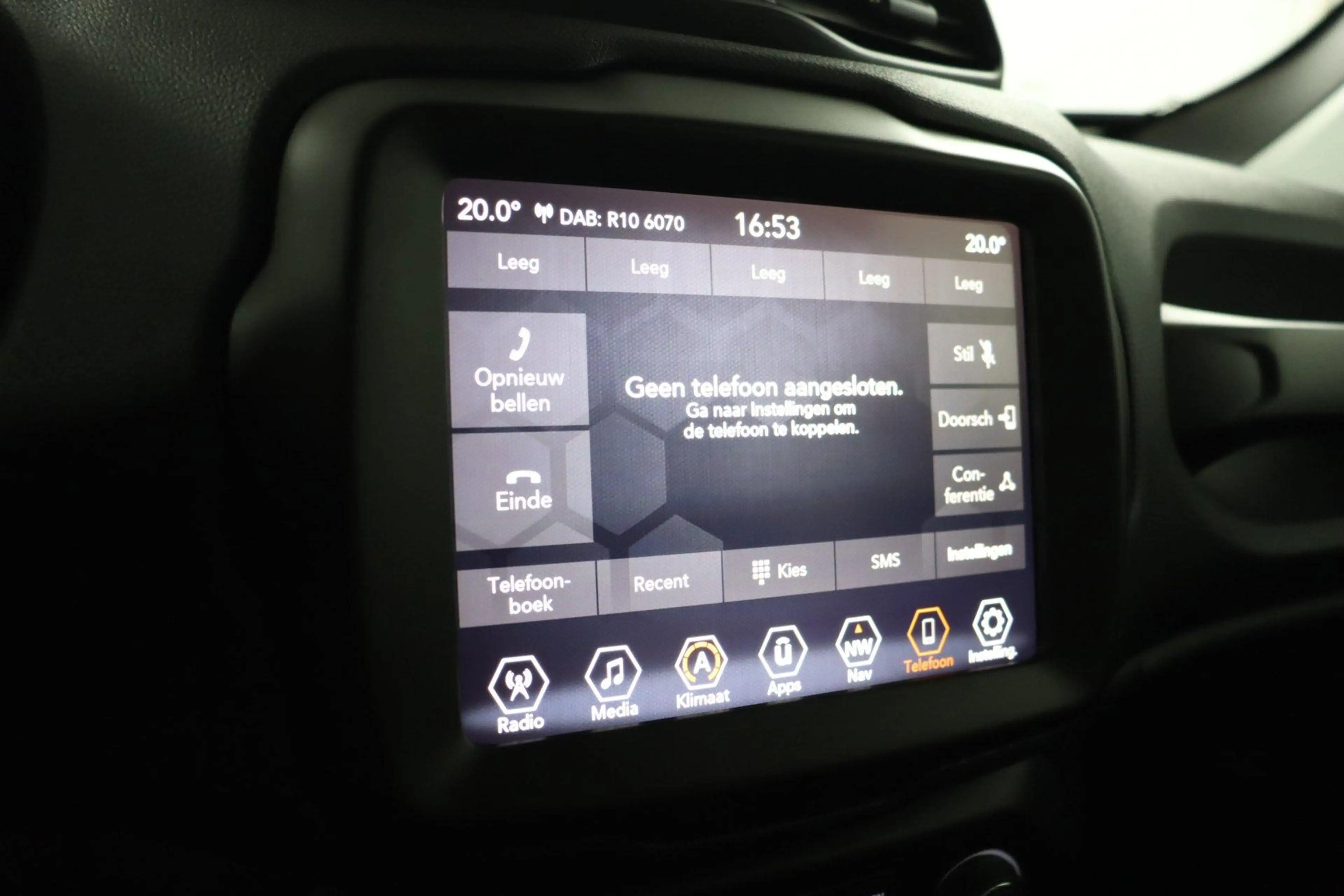 Jeep Renegade 1.5T e-Hybrid Longitude — photo 44