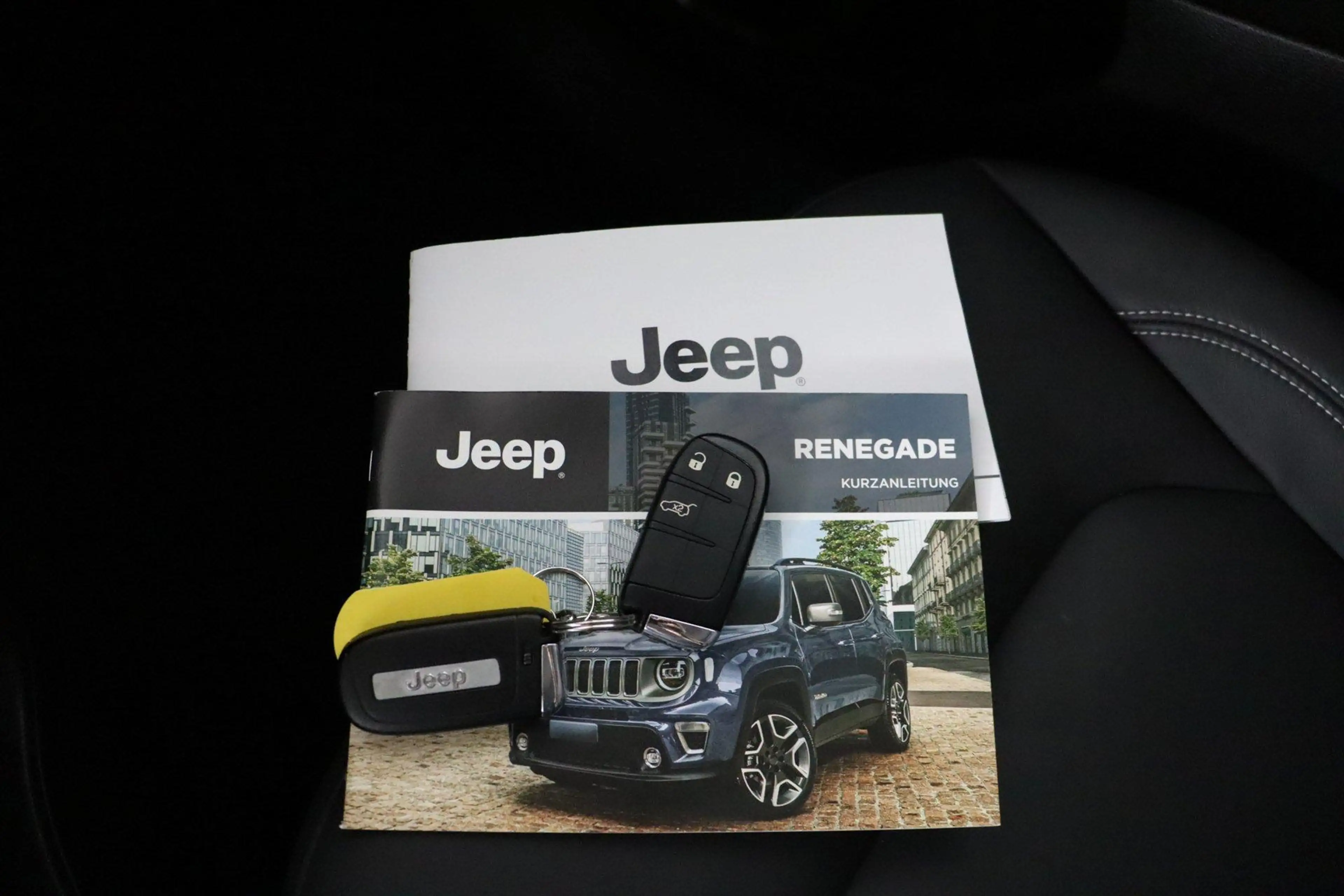 Jeep Renegade 1.5T e-Hybrid Longitude — photo 14