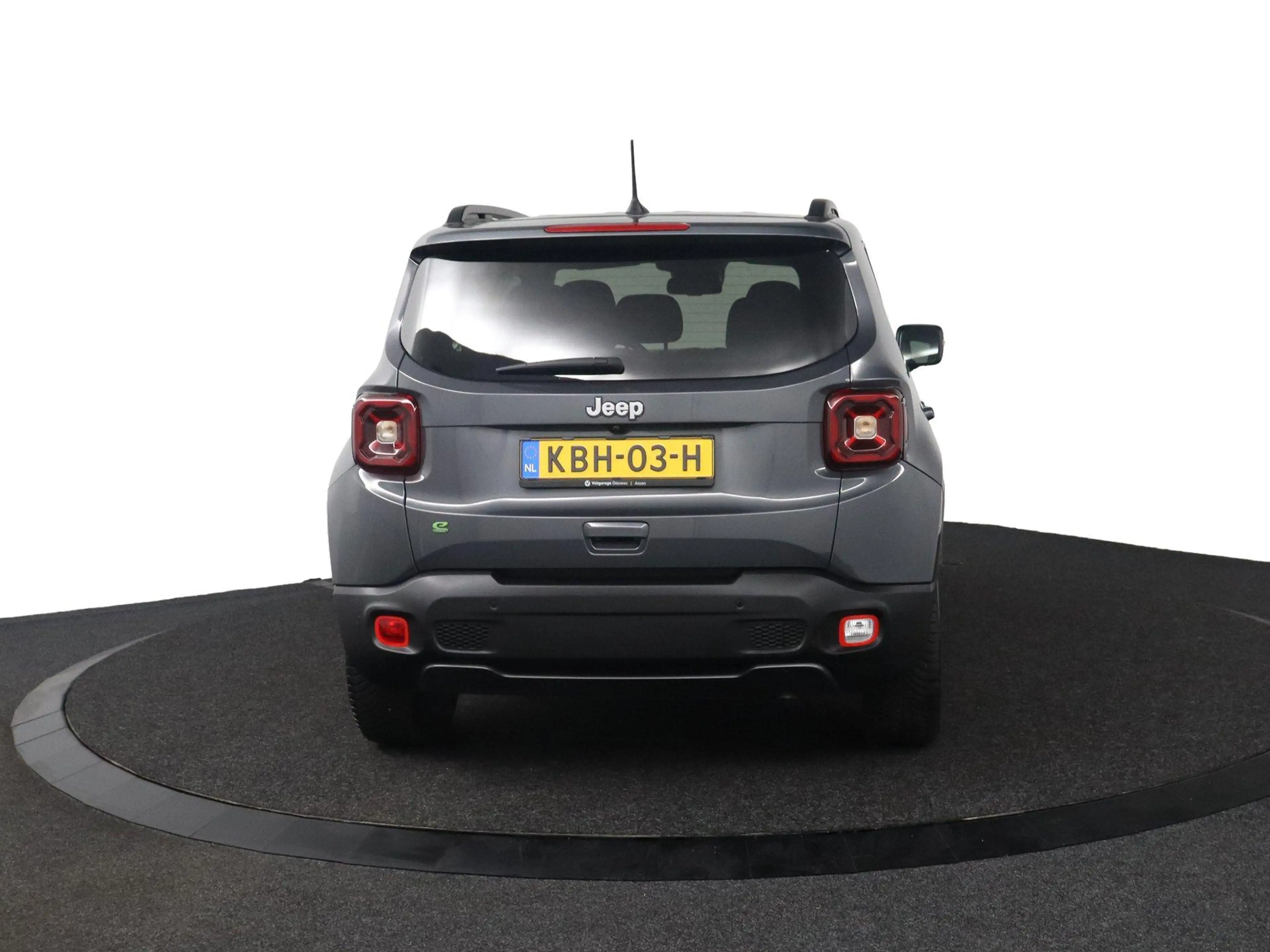 Jeep Renegade 1.5T e-Hybrid Longitude — photo 4