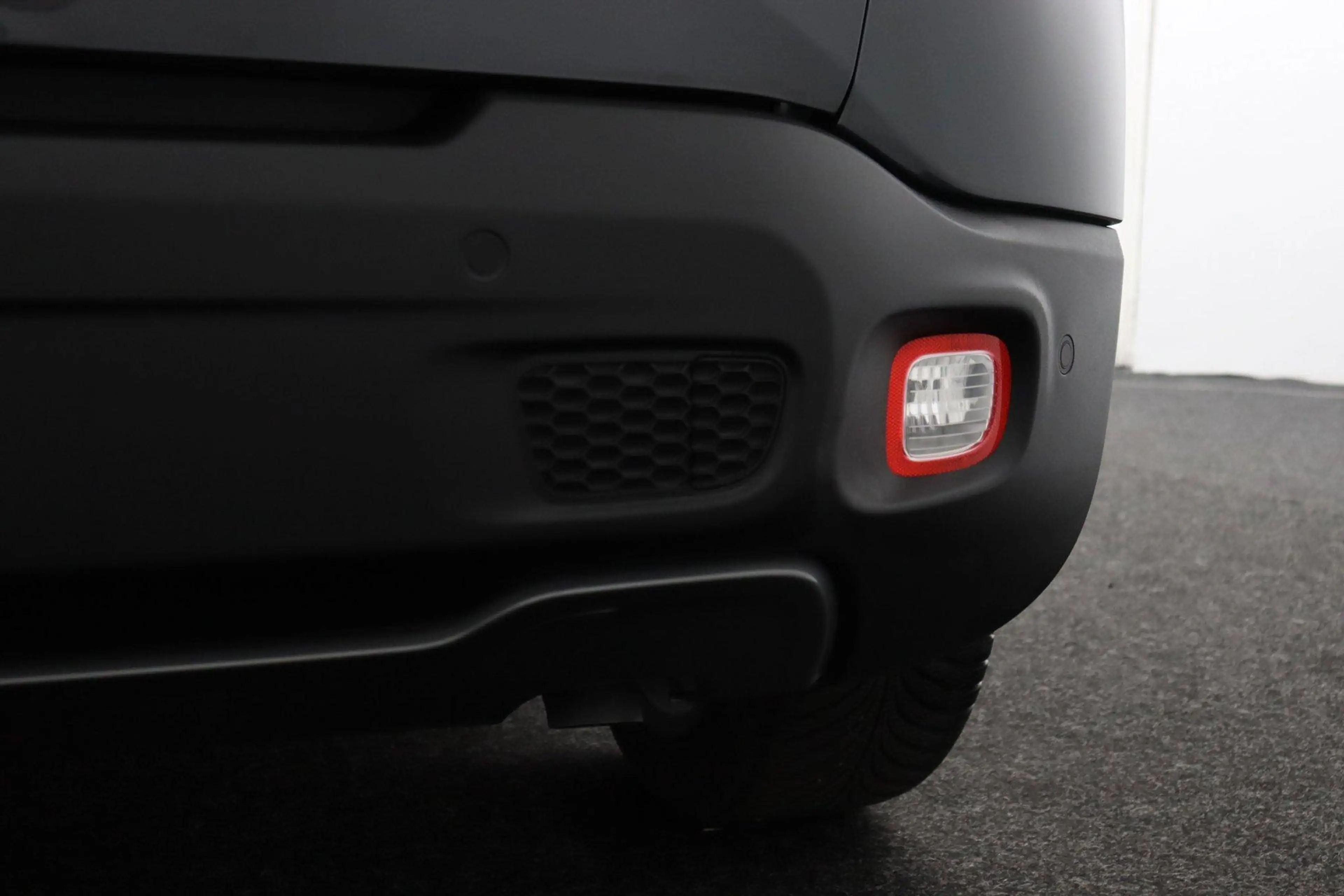 Jeep Renegade 1.5T e-Hybrid Longitude — photo 37