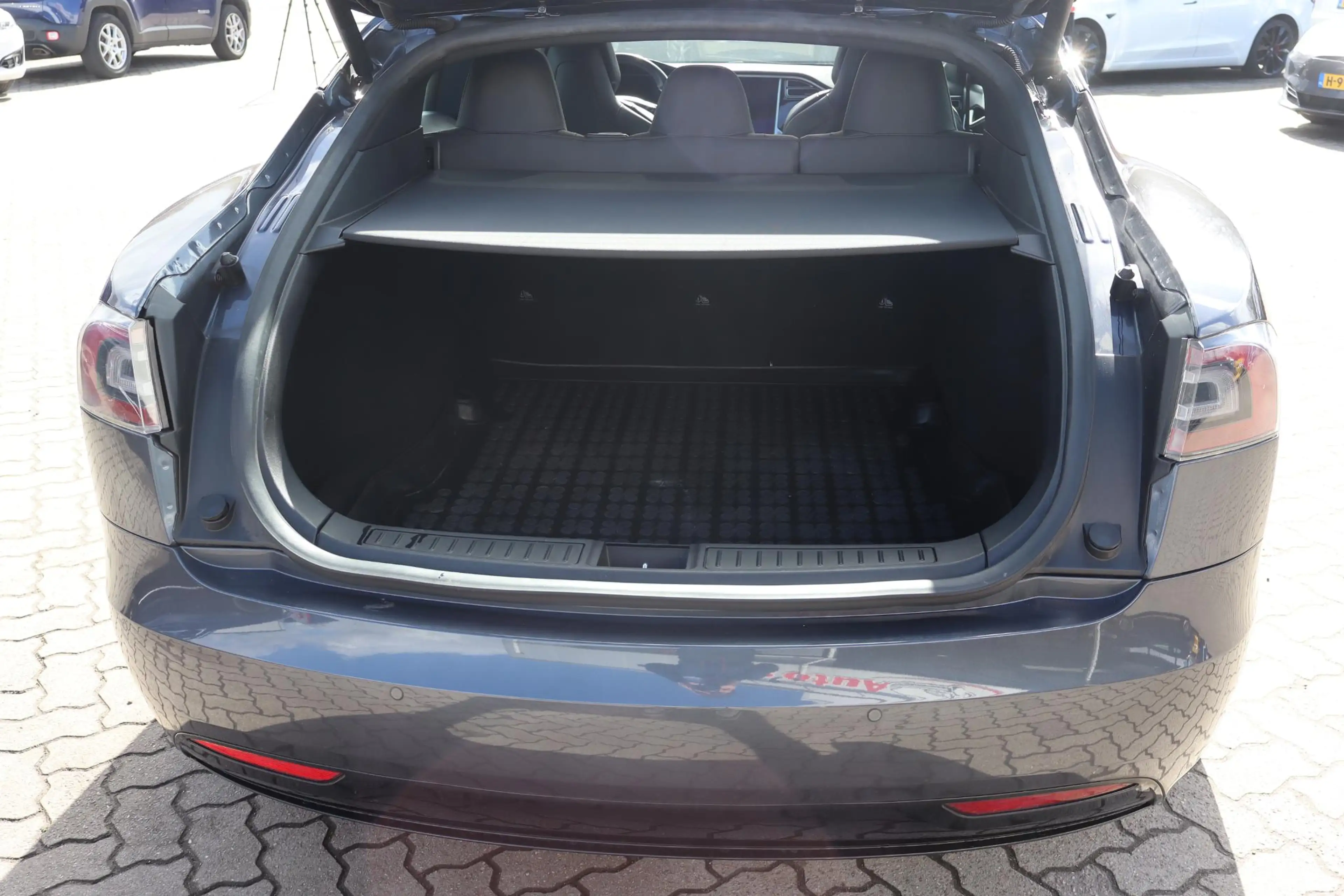 Tesla Model S 75D Base SOH 89% | Elek panoramadak | Climate Pack — photo 31