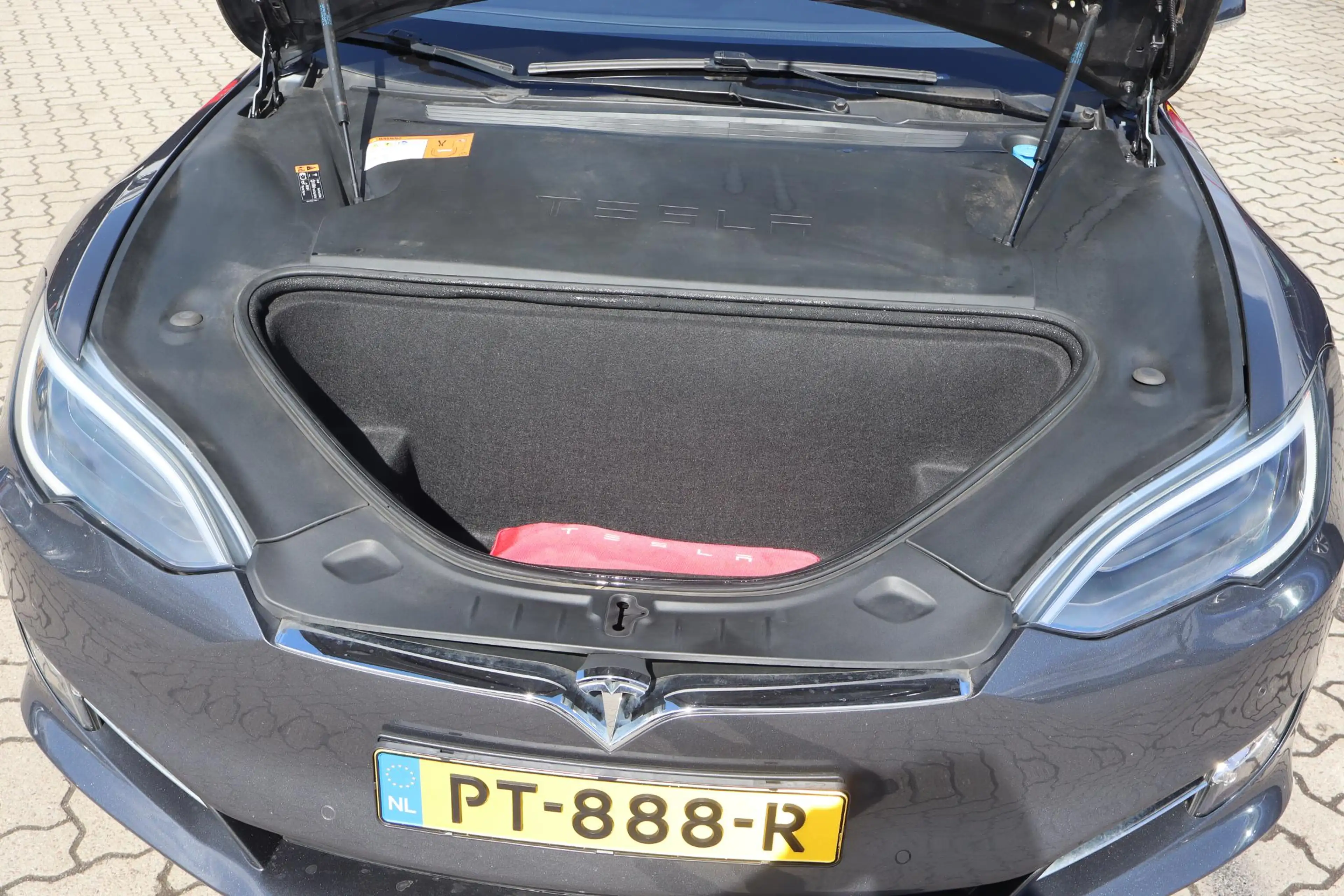 Tesla Model S 75D Base SOH 89% | Elek panoramadak | Climate Pack — photo 24
