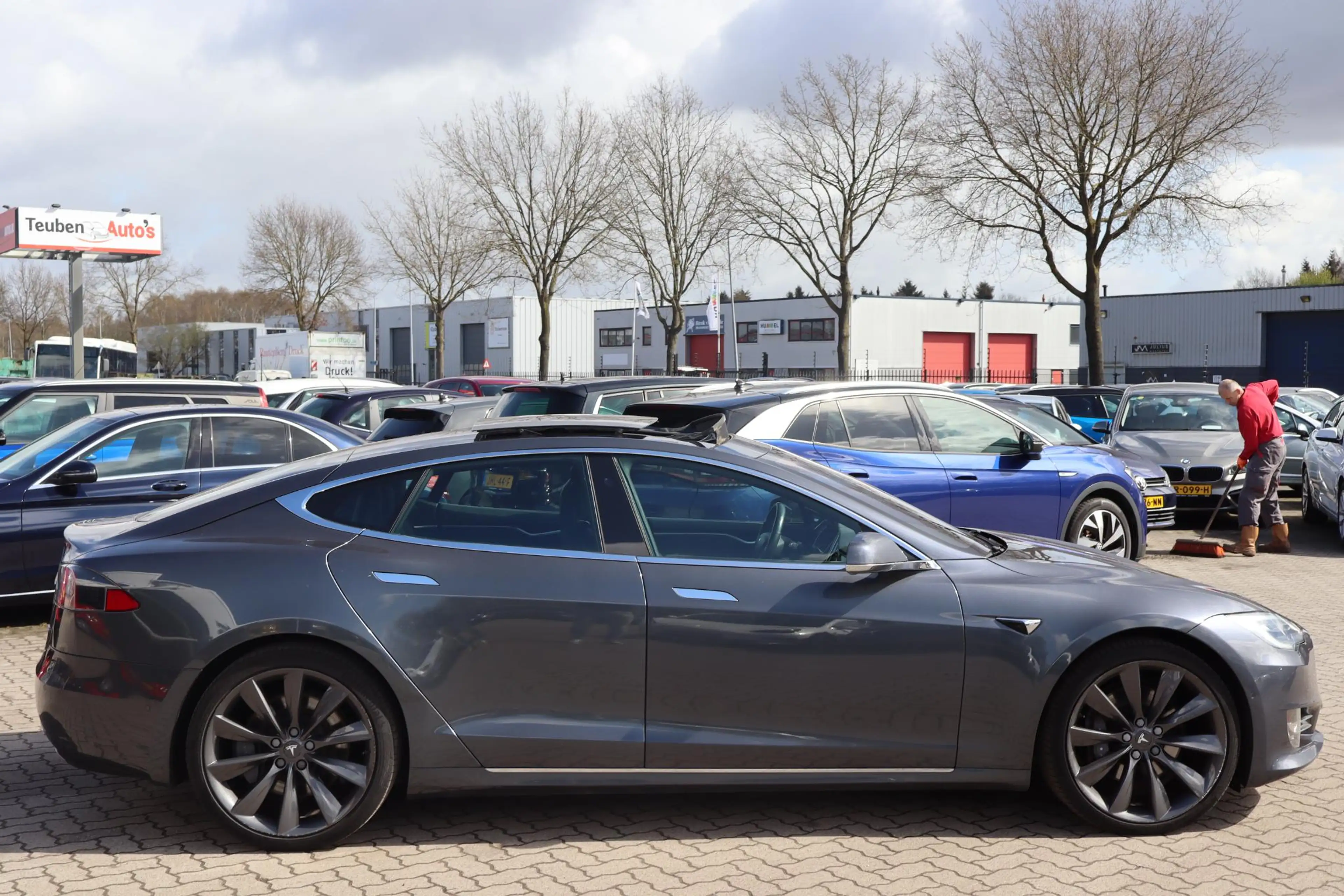 Tesla Model S 75D Base SOH 89% | Elek panoramadak | Climate Pack — photo 9