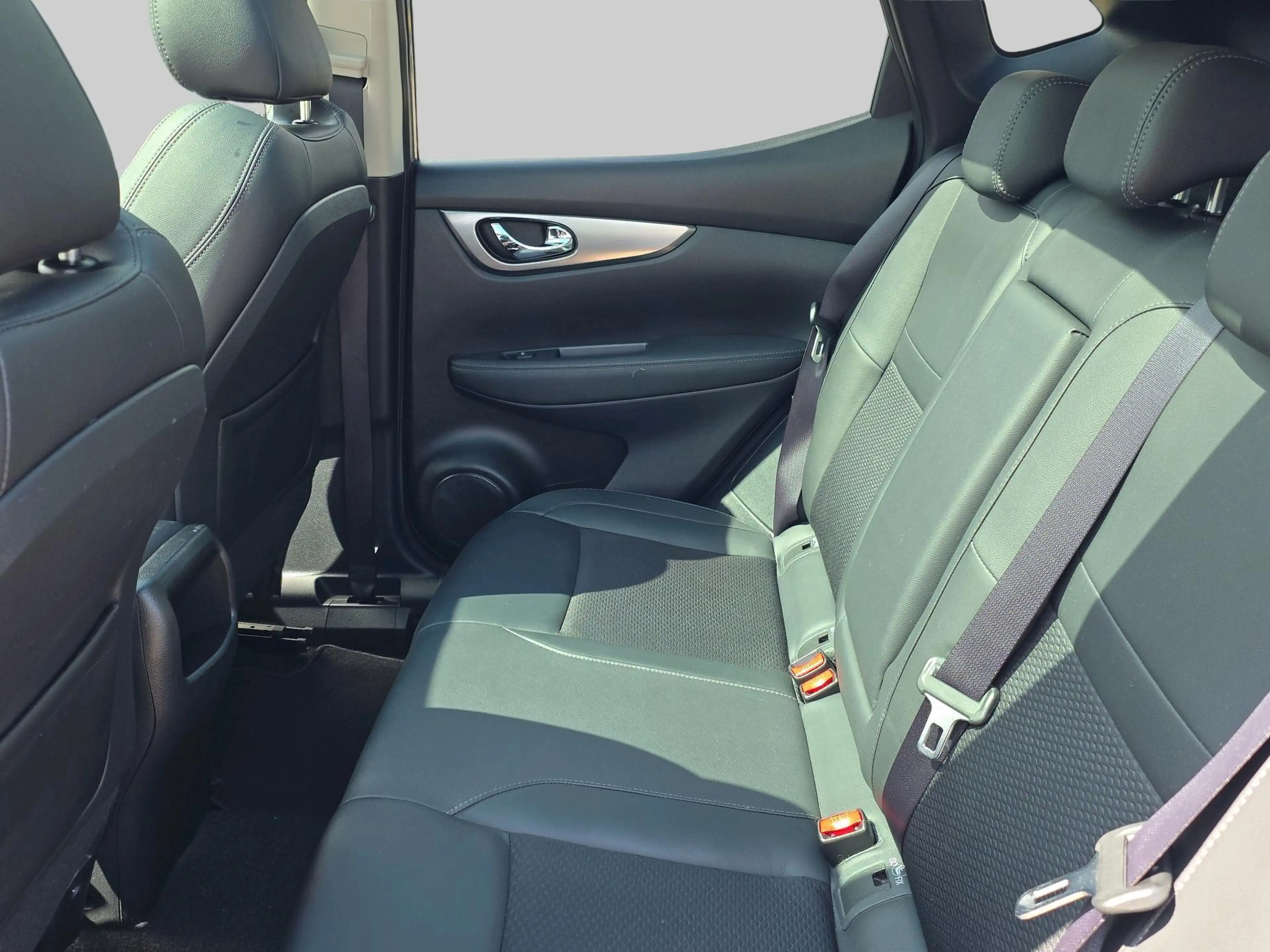 Nissan Qashqai 1.2 N-Connecta — photo 6