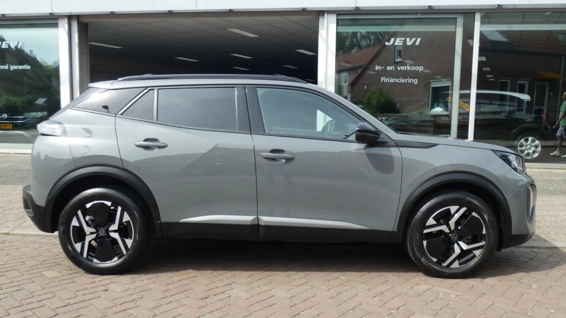 Peugeot 2008 1.2 ALLURE  AUTOMAAT  *   NAVI * CRUISE * APPLE-CA Grey - 2