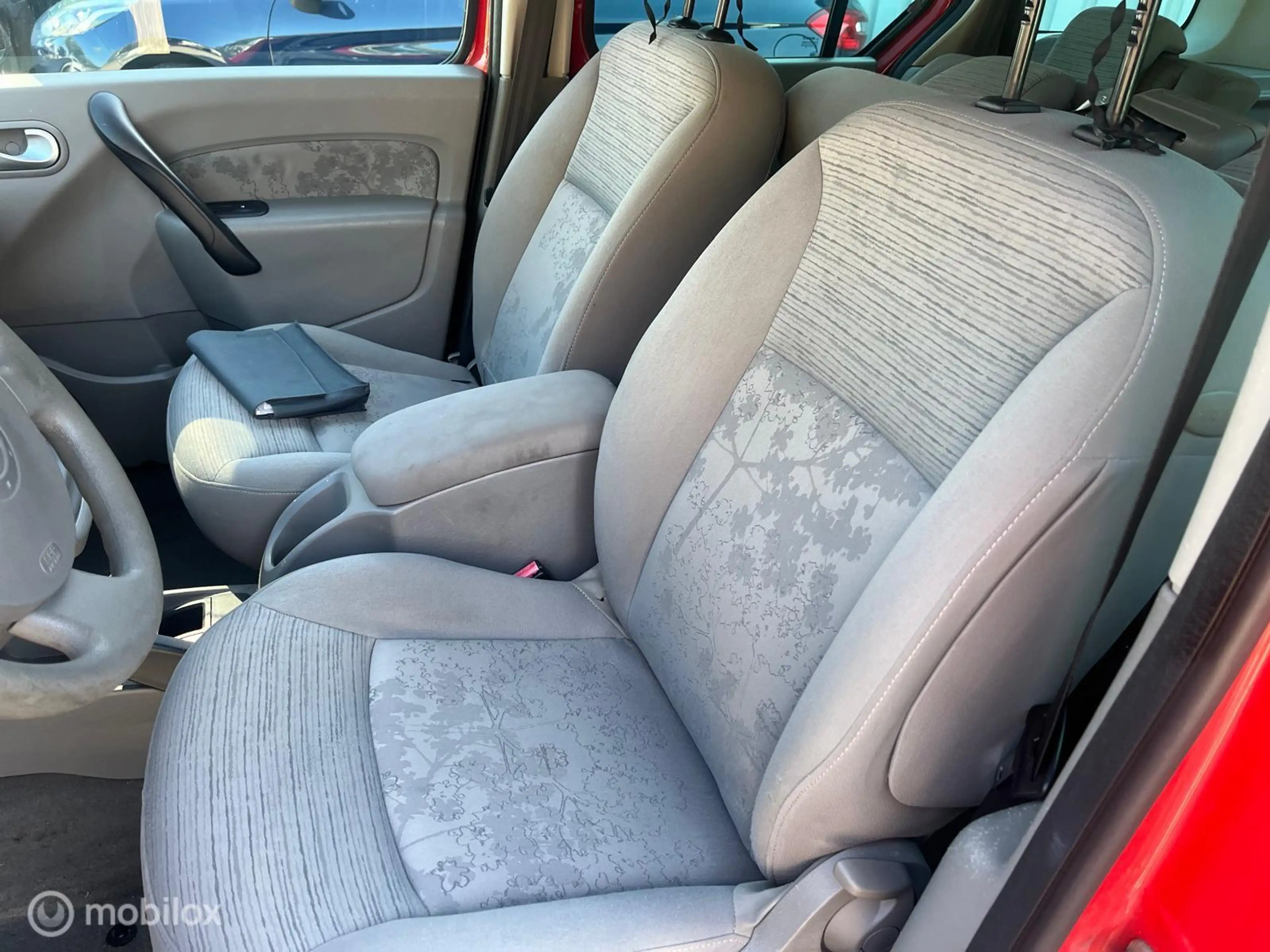 Renault Kangoo combi 1.6-16V Luxe / DAKOPBOUW / SLAAPPLAATS — photo 16