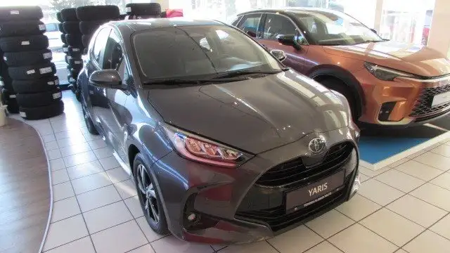 Toyota Yaris 1,5 Hybrid Active Drive+SafetyPaket