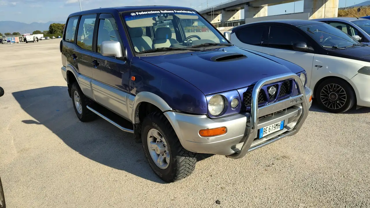 Nissan Terrano 5p 2.7 tdi SE, foto 2