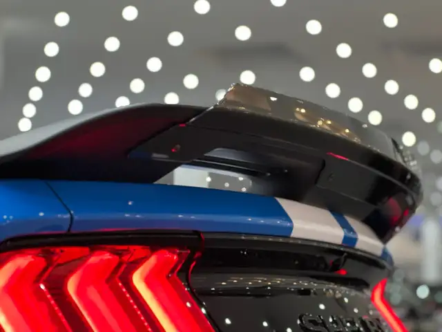 Ford Mustang GT Fastback 5.0V8 ShelbyPack*Recaro-Sitze*Schalter Ansicht 19