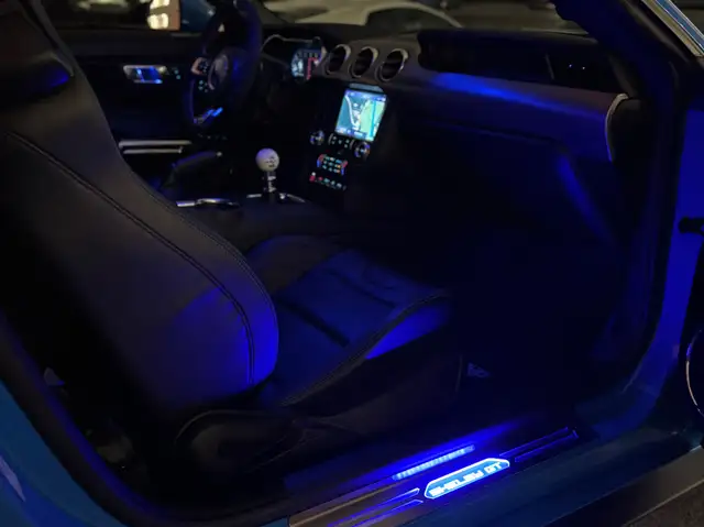 Ford Mustang GT Fastback 5.0V8 ShelbyPack*Recaro-Sitze*Schalter Ansicht 46