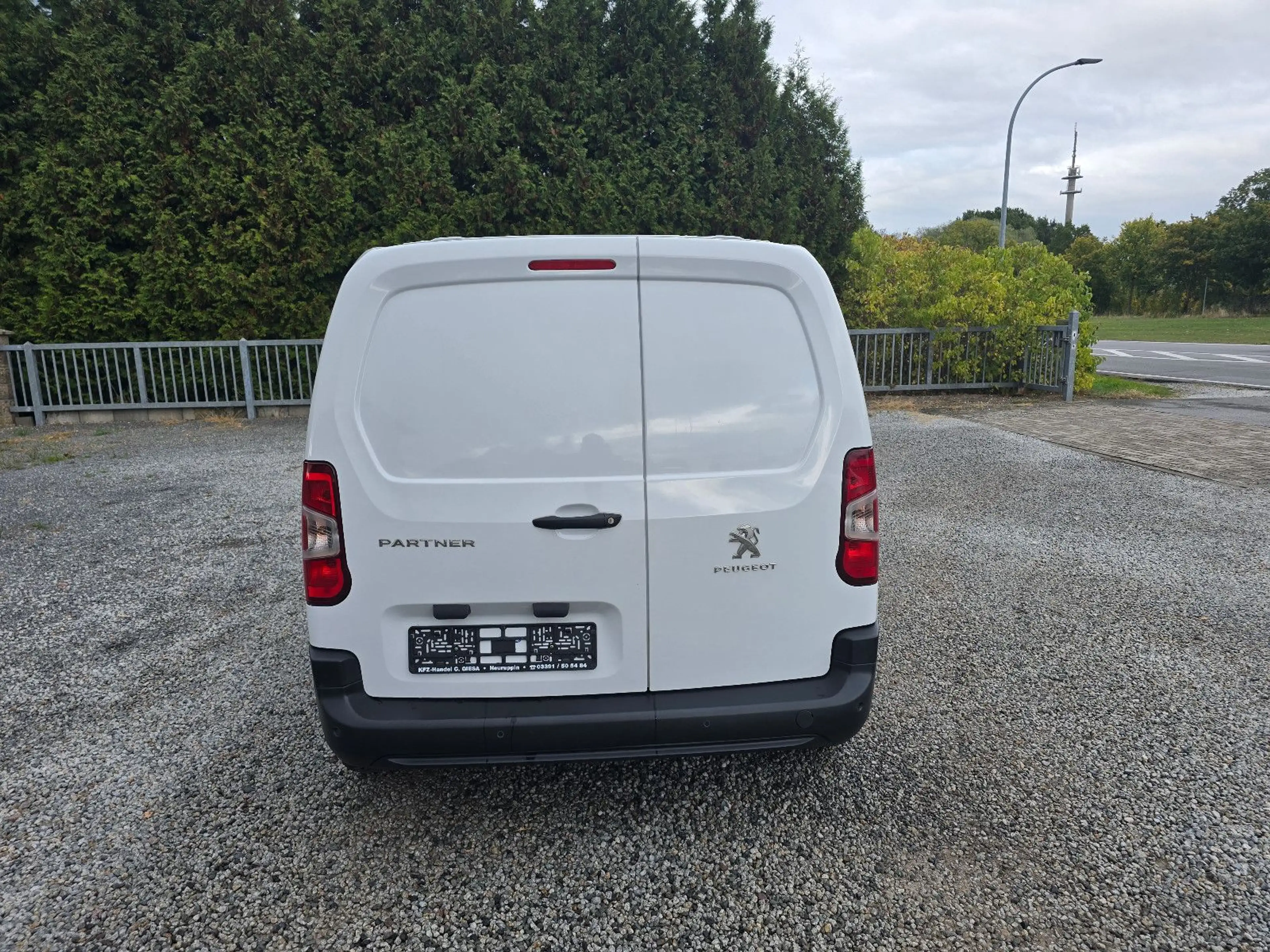 Peugeot Partner Premium L1 — photo 5