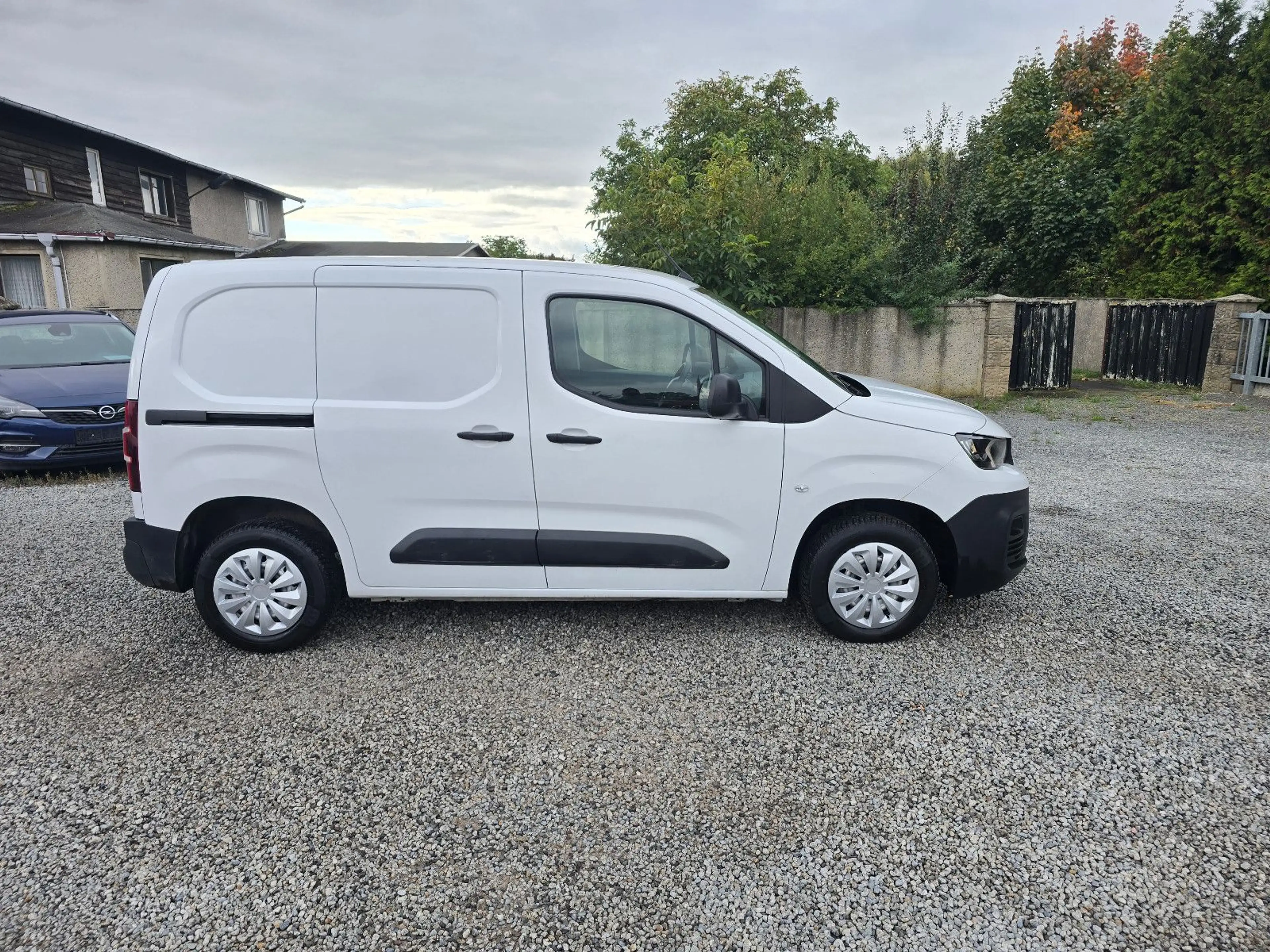 Peugeot Partner Premium L1 — photo 7