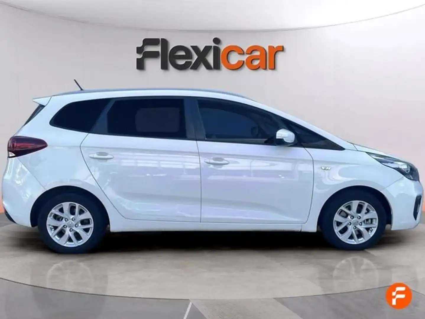 Kia Carens 1.7CRDi VGT Eco-Dynamics Business Fehér - 2