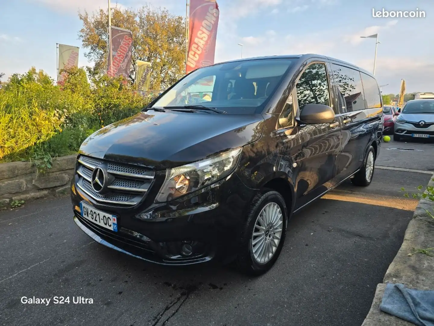 Mercedes-Benz Vito Mercedes E-Vito tourer Électriques Pro 8places Noir - 1