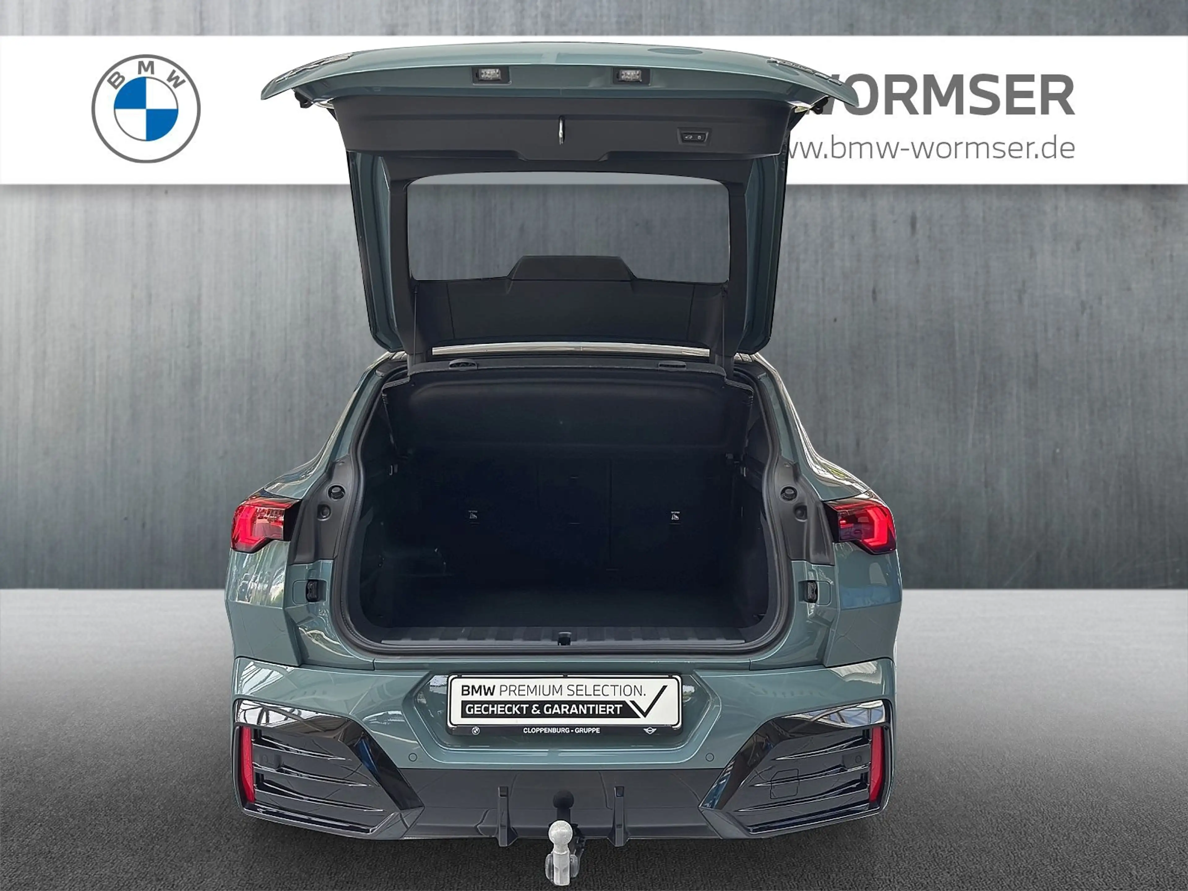 BMW iX2 xDrive30 — photo 5