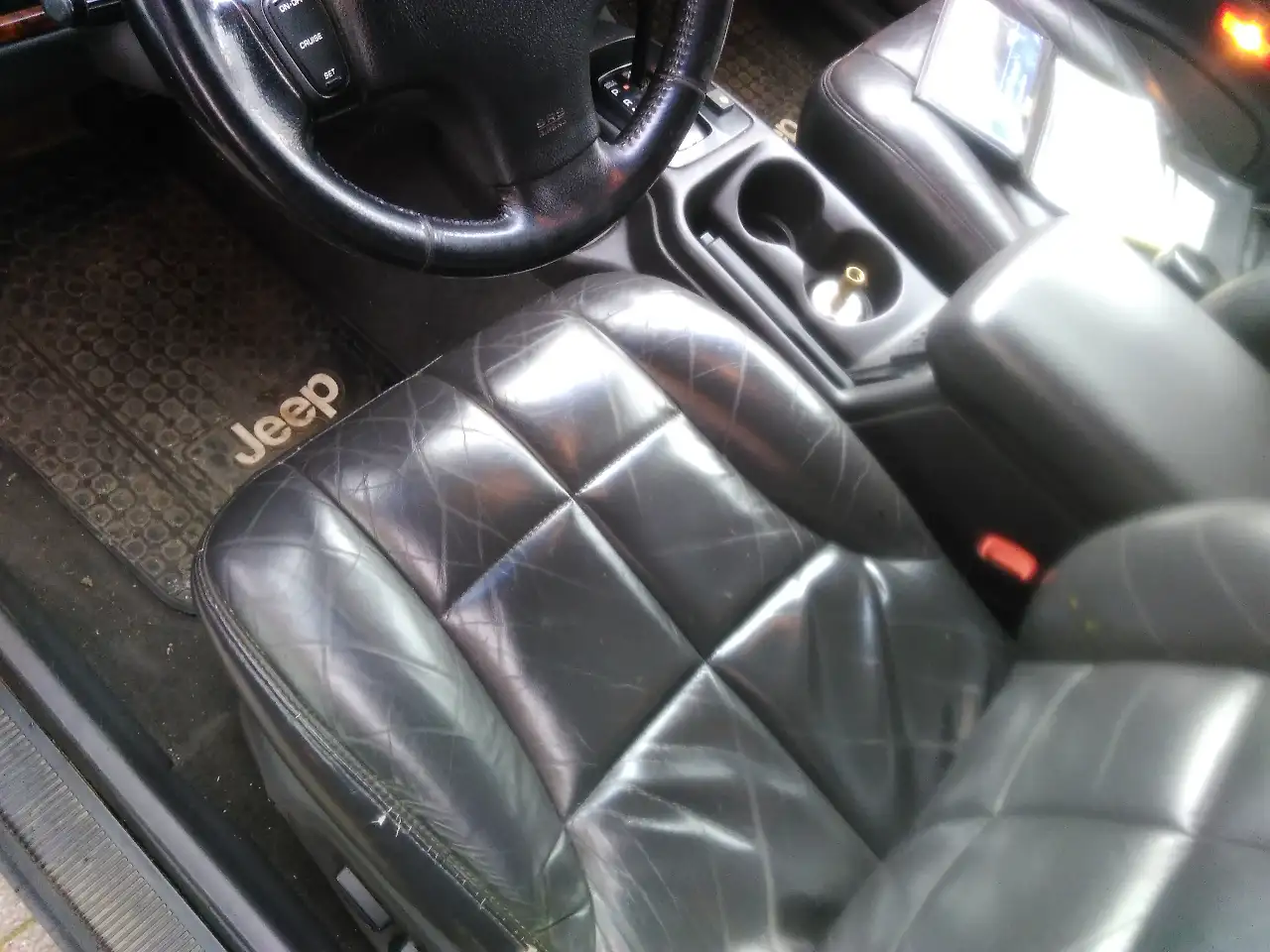 Jeep Grand Cherokee Limitit 5,2 V8 Autogas, foto 3