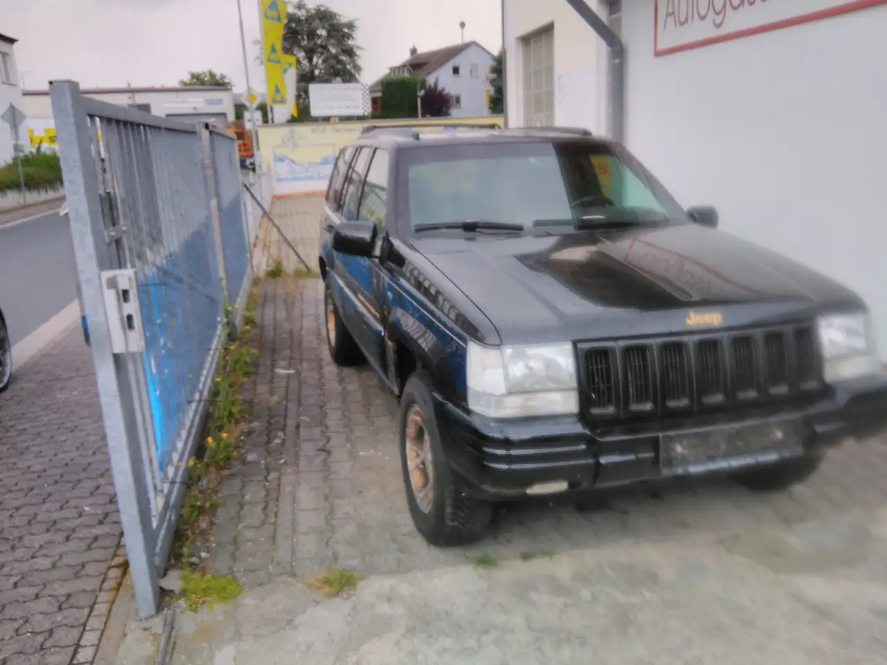 Jeep Grand Cherokee Limitit 5,2 V8 Autogas, foto 1