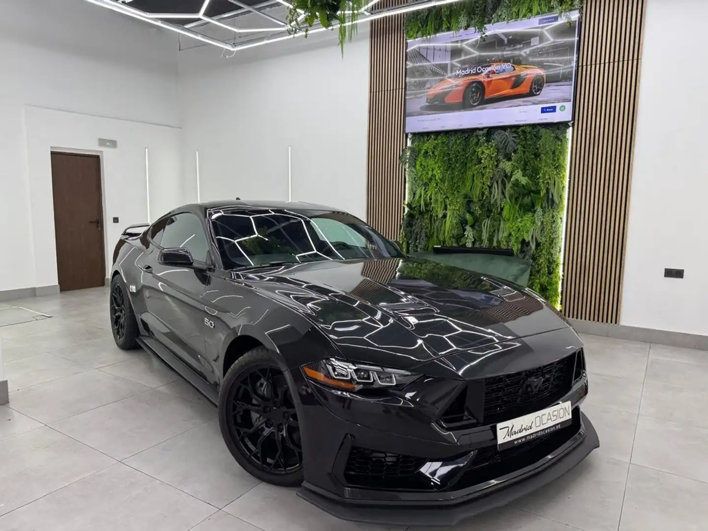 Ford Mustang 5.0 Ti-VCT V8 331KW  GT AT(Fast.) Schwarz - 1