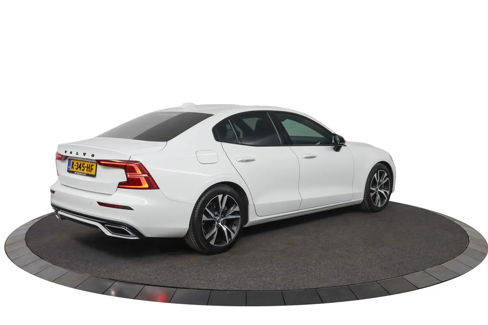 Volvo S60 2.0 B3 R-Design | Keyless start | Rondomzicht came Wit - 2