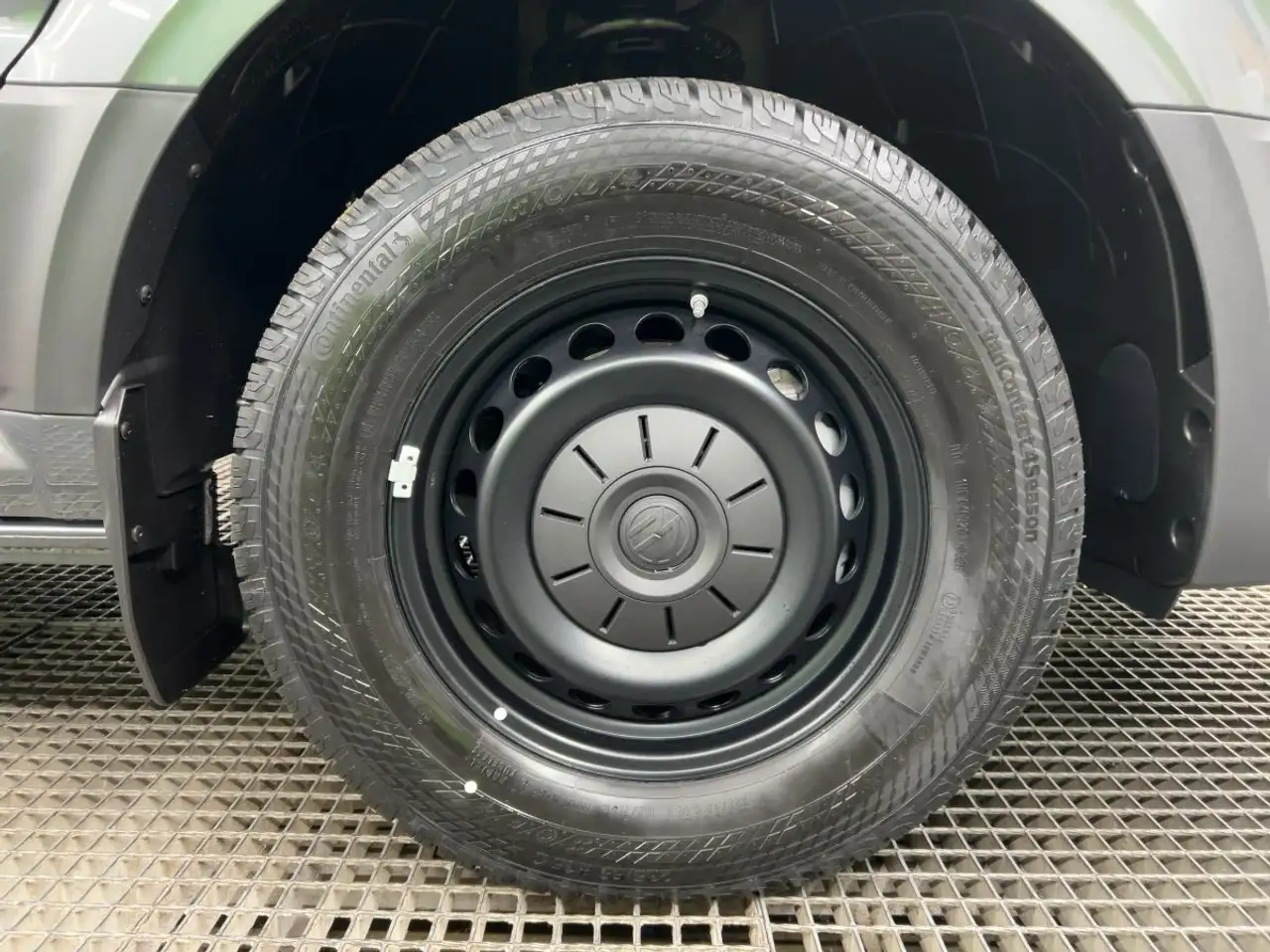 Volkswagen Grand California DIESELHEIZUNG HOCHBETT LED 14