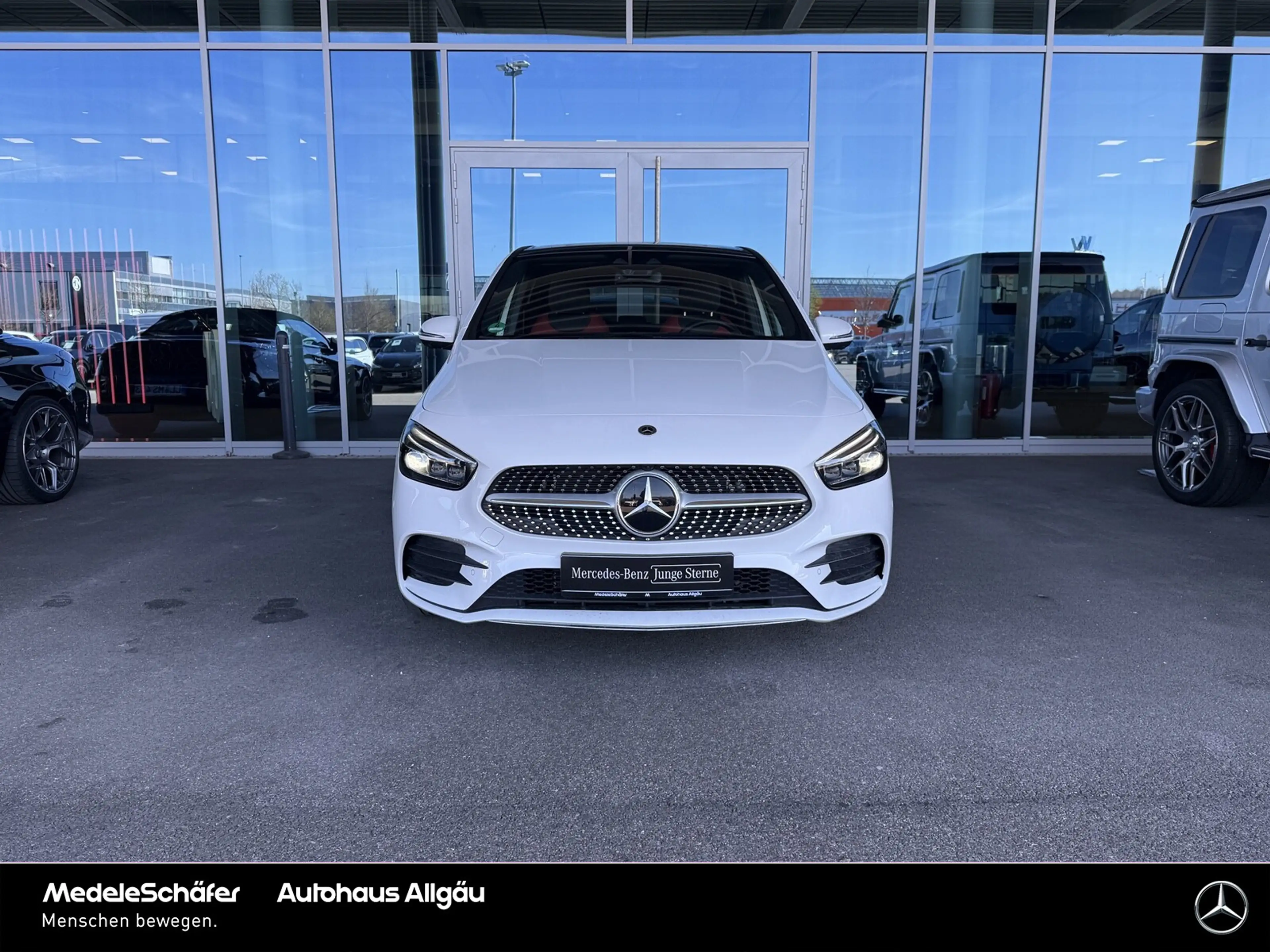 Mercedes-Benz B 250 B 250 e AMG AHK Distr Pano Soundsys Keyless MLed — photo 2
