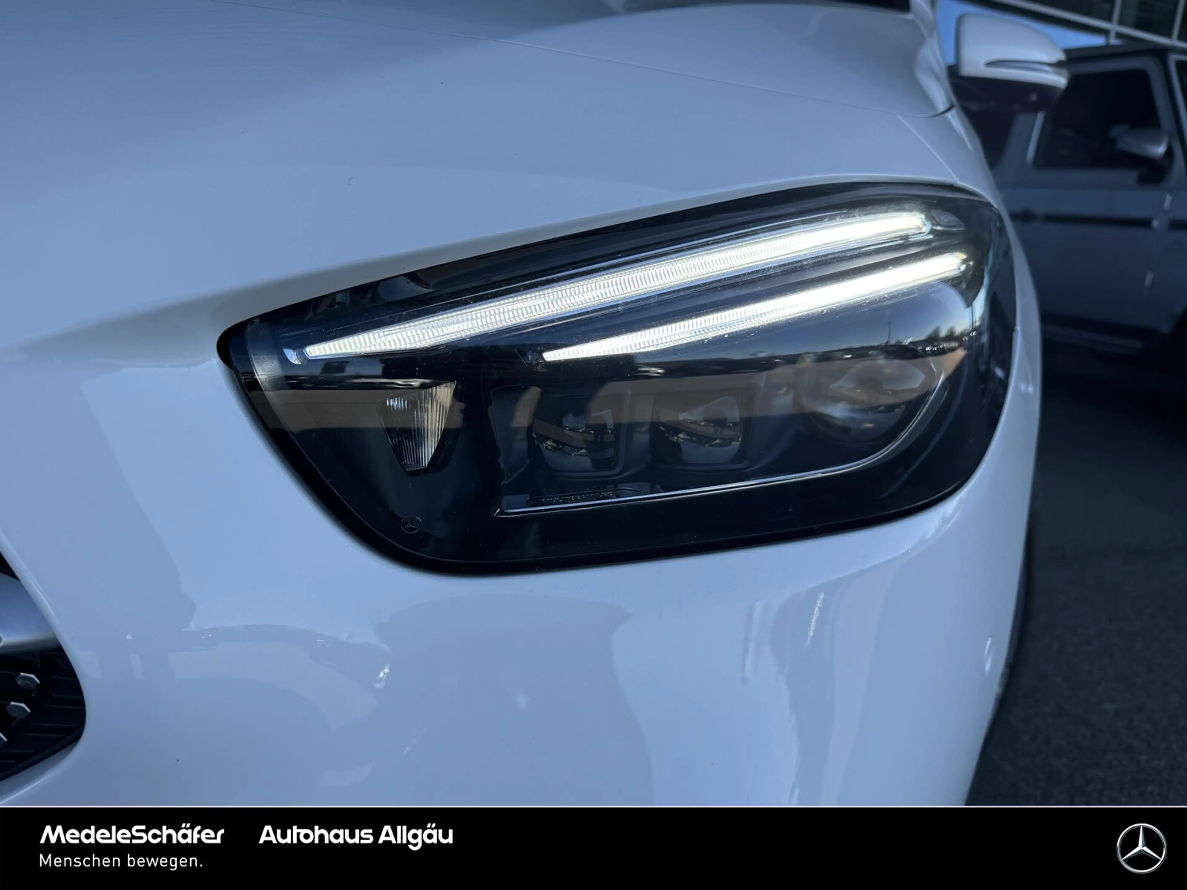 Mercedes-Benz B 250 B 250 e AMG AHK Distr Pano Soundsys Keyless MLed — photo 15