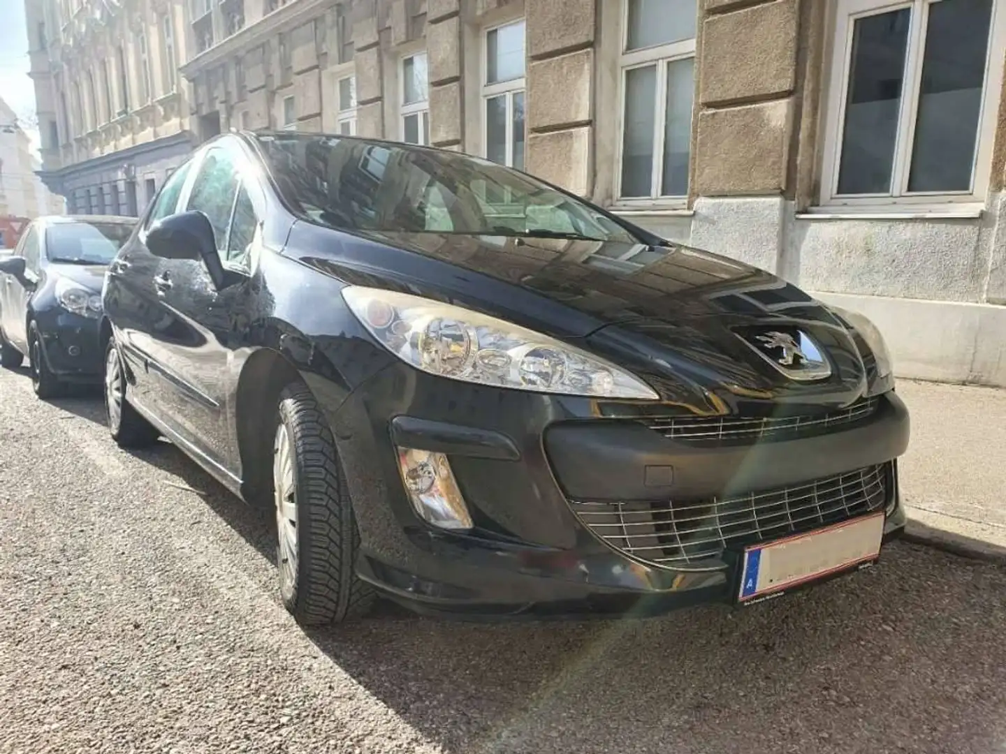 Peugeot 308 308 1,4 16VVTi Premium Premium Schwarz - 1