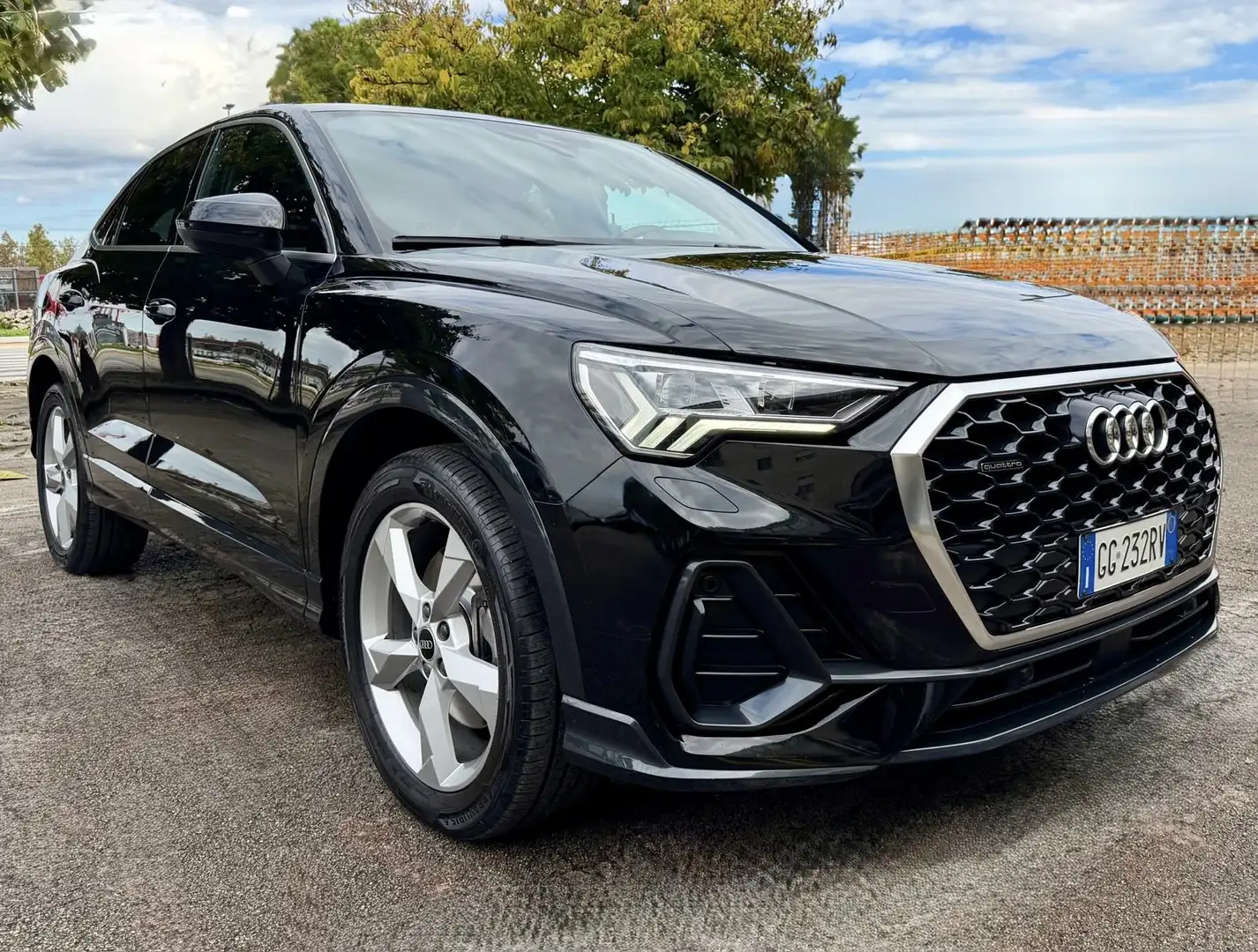 Audi Q3 Sportback 40 2.0 tfsi 190CV Quattr Stron PELLE-LED Nero - 1