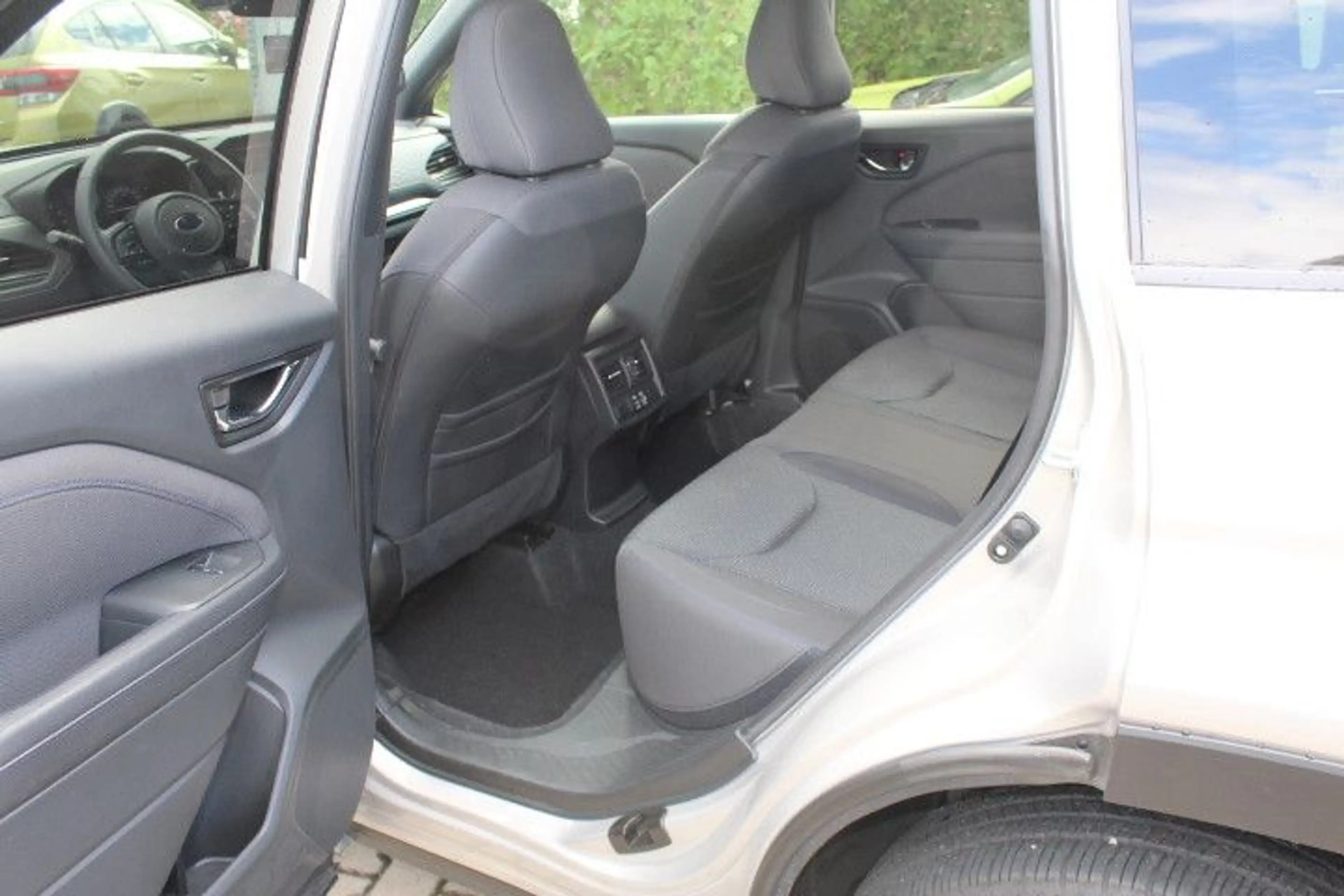 Subaru Forester 2.0 Exclusive — photo 12