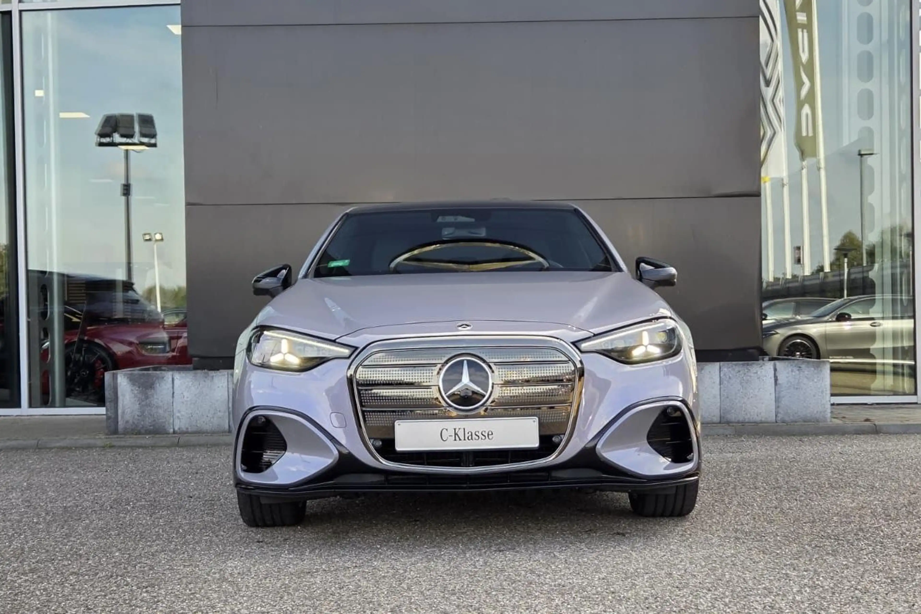 Mercedes-Benz C 400 C Limousine 4MATIC Launch Edition | Premium Pakket — photo 4